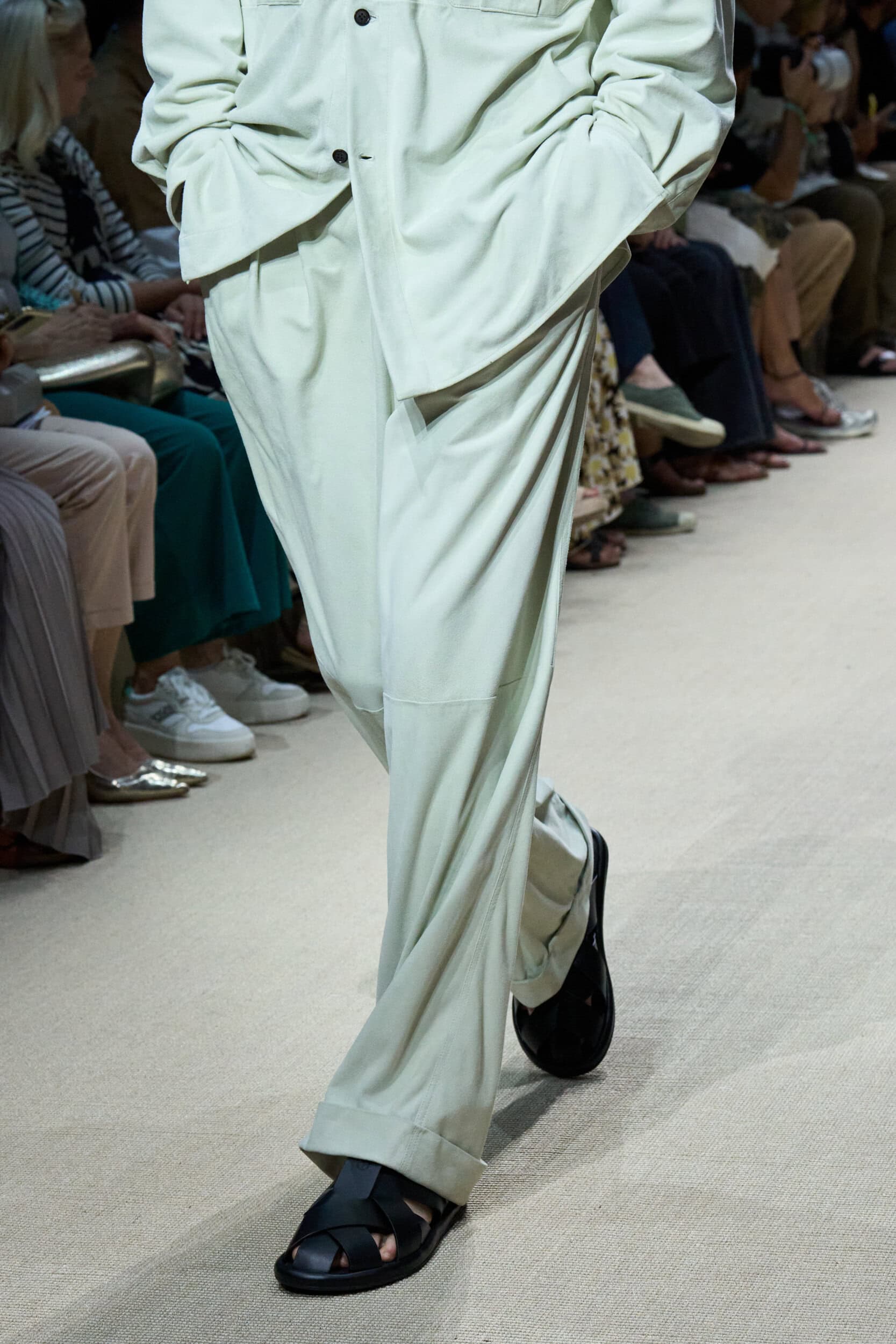 Giorgio Armani Spring 2026 Men's Fashion Show Details