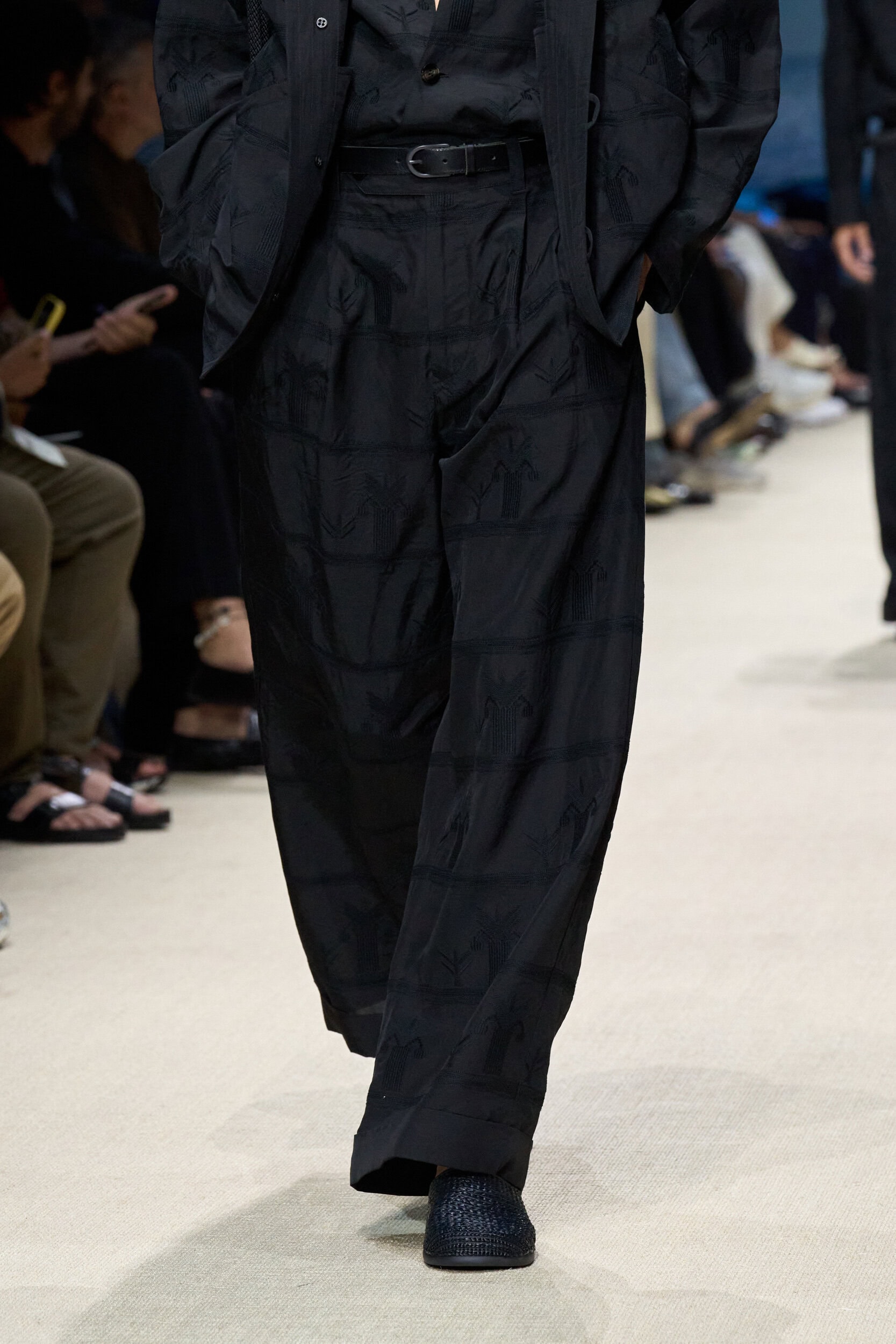 Giorgio Armani Spring 2026 Men's Fashion Show Details