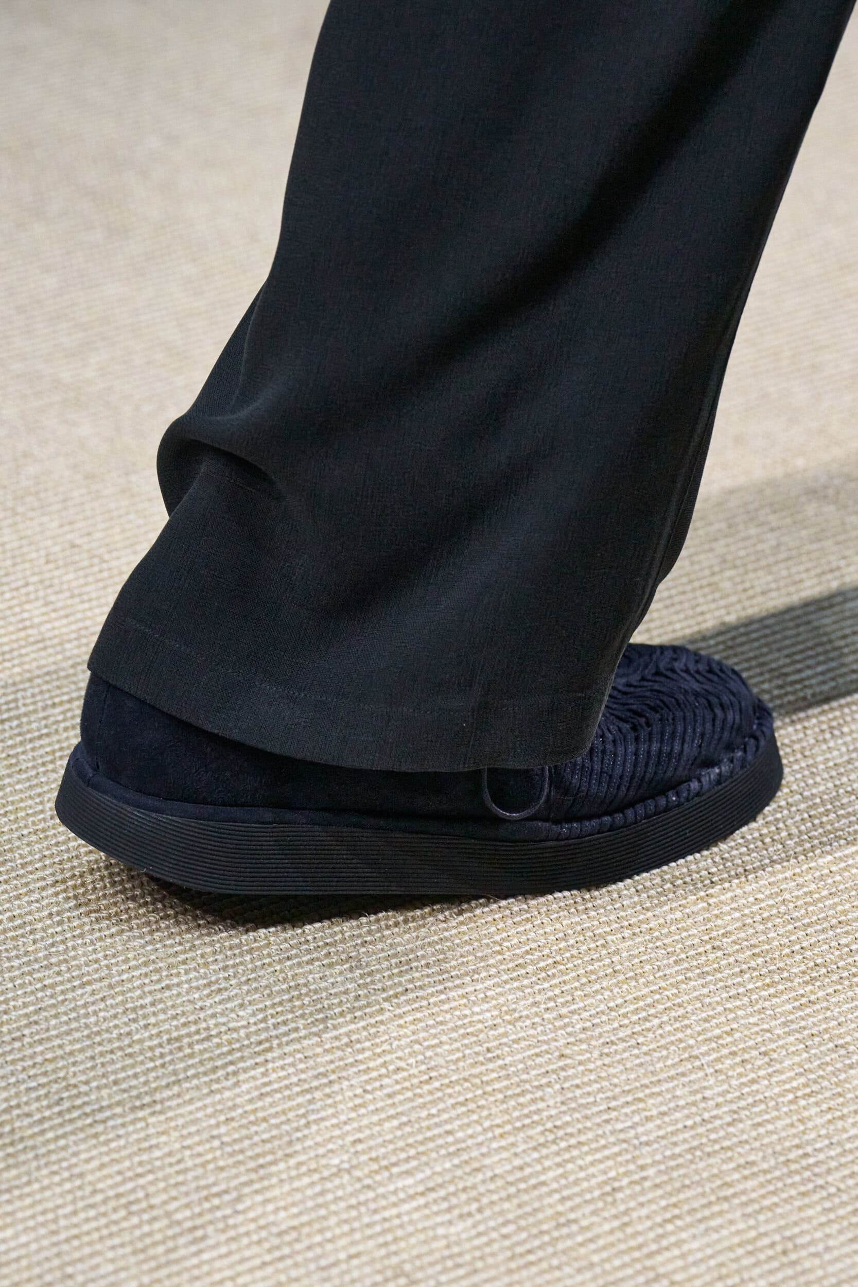 Giorgio Armani Spring 2026 Men's Fashion Show Details
