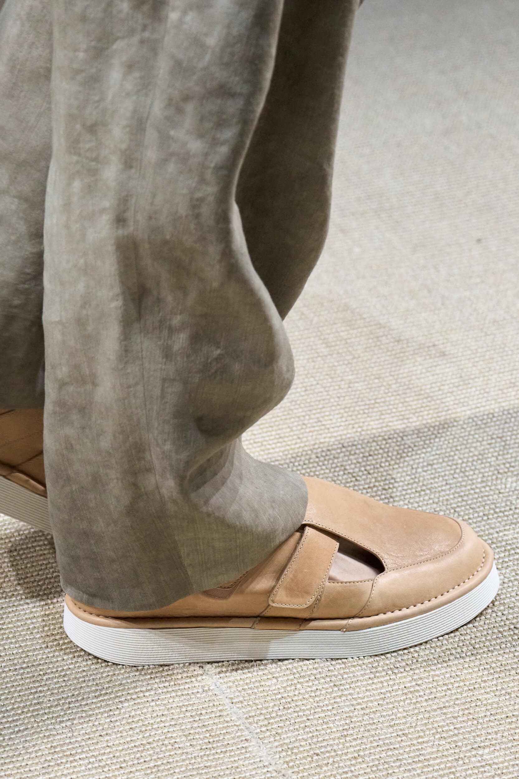 Giorgio Armani Spring 2026 Men's Fashion Show Details