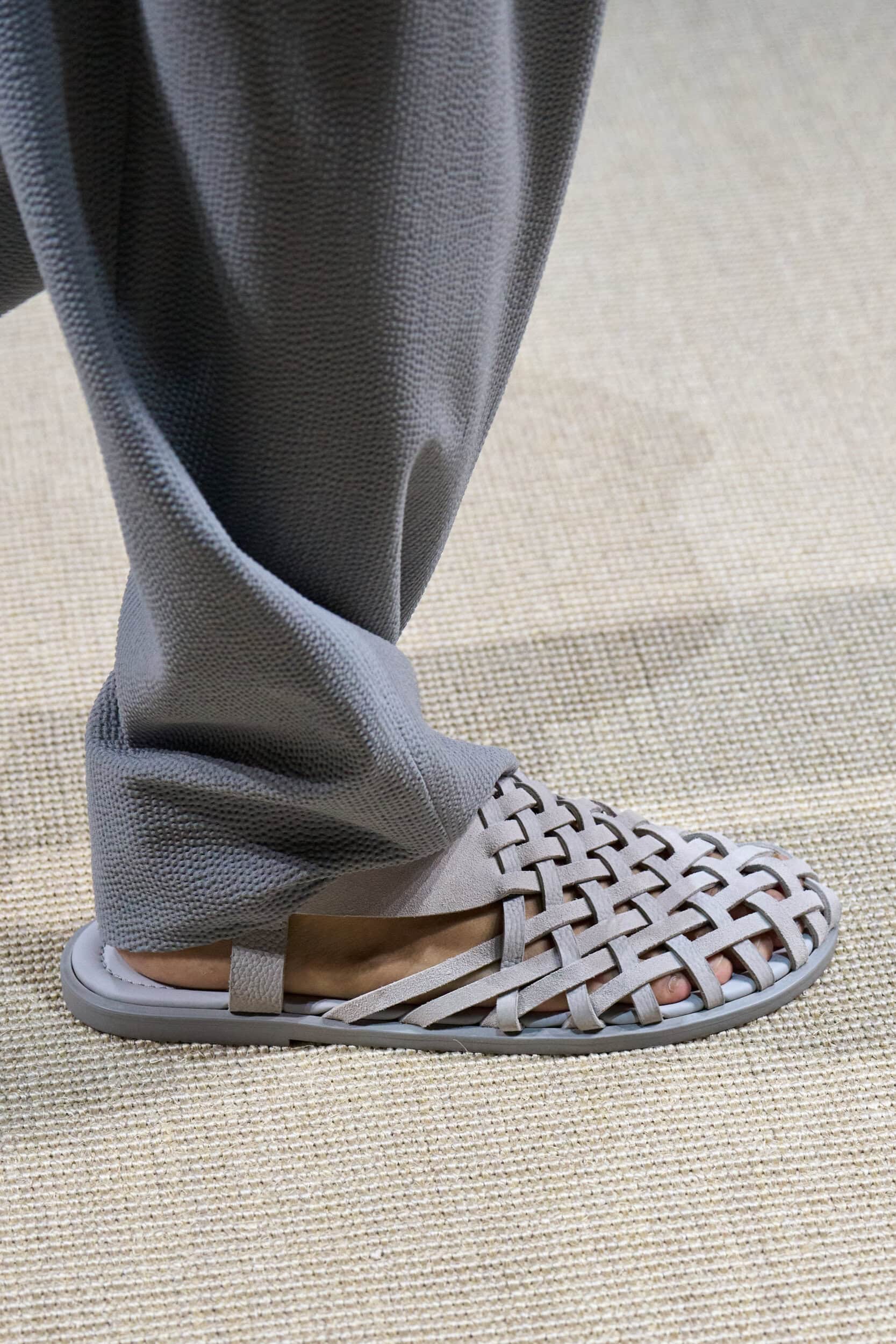 Giorgio Armani Spring 2026 Men's Fashion Show Details