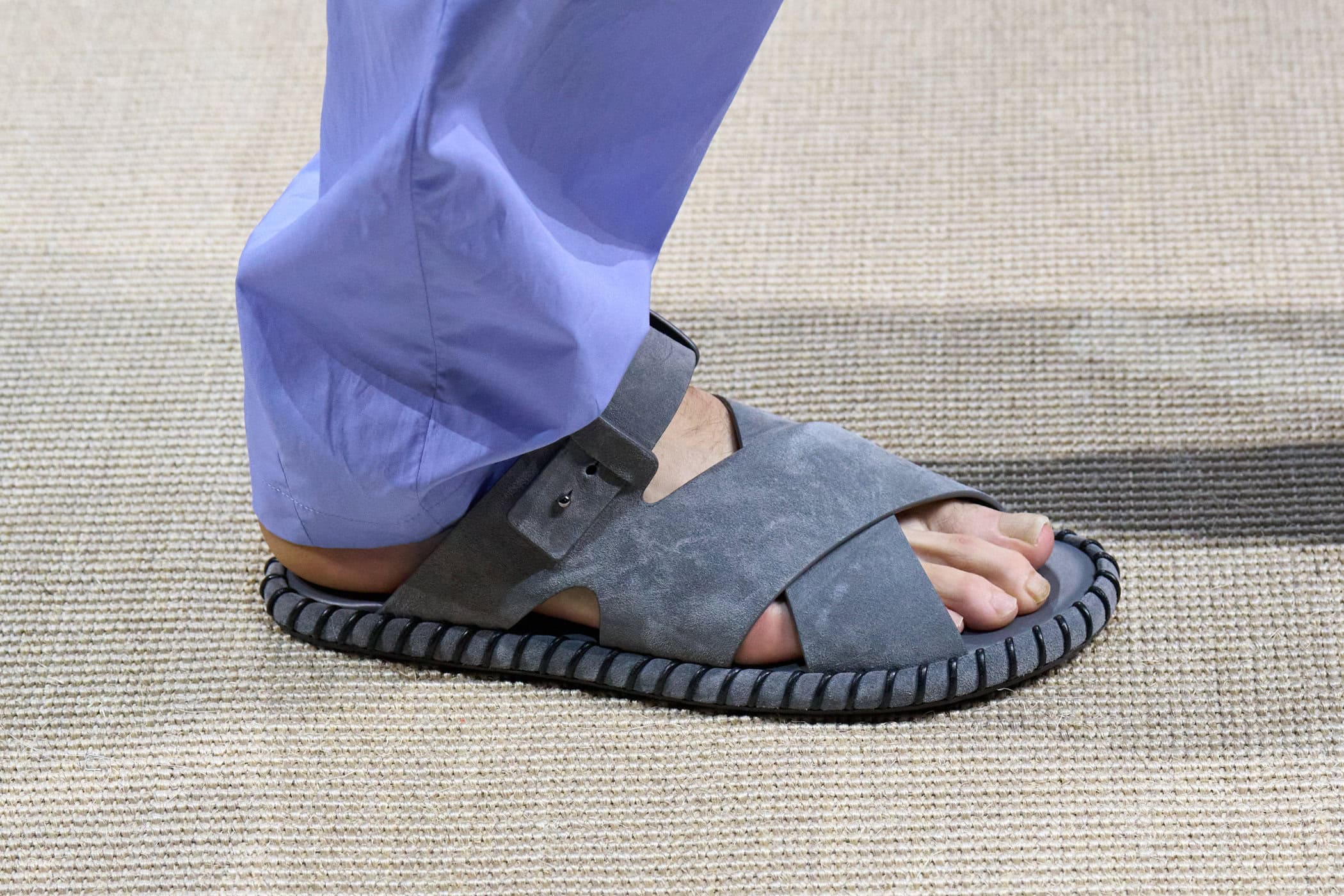 Giorgio Armani Spring 2026 Men's Fashion Show Details