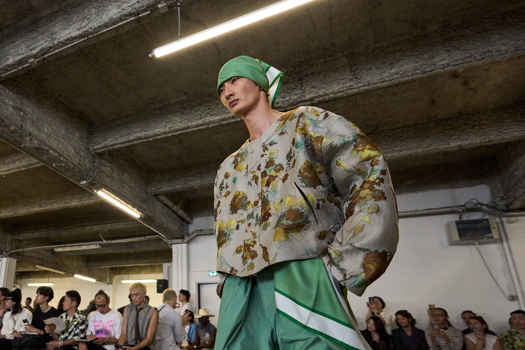 Hed Mayner  010 Spring 2026 Men's Fashion Show Atmosphere