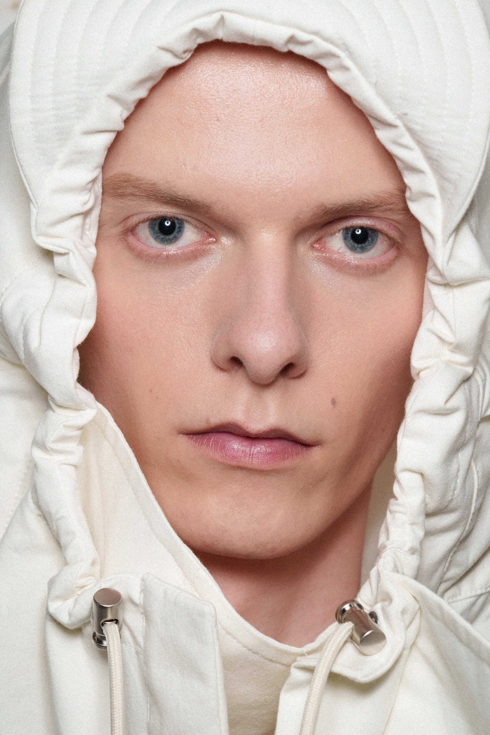 Hed Mayner Spring 2026 Men's Fashion Show Backstage