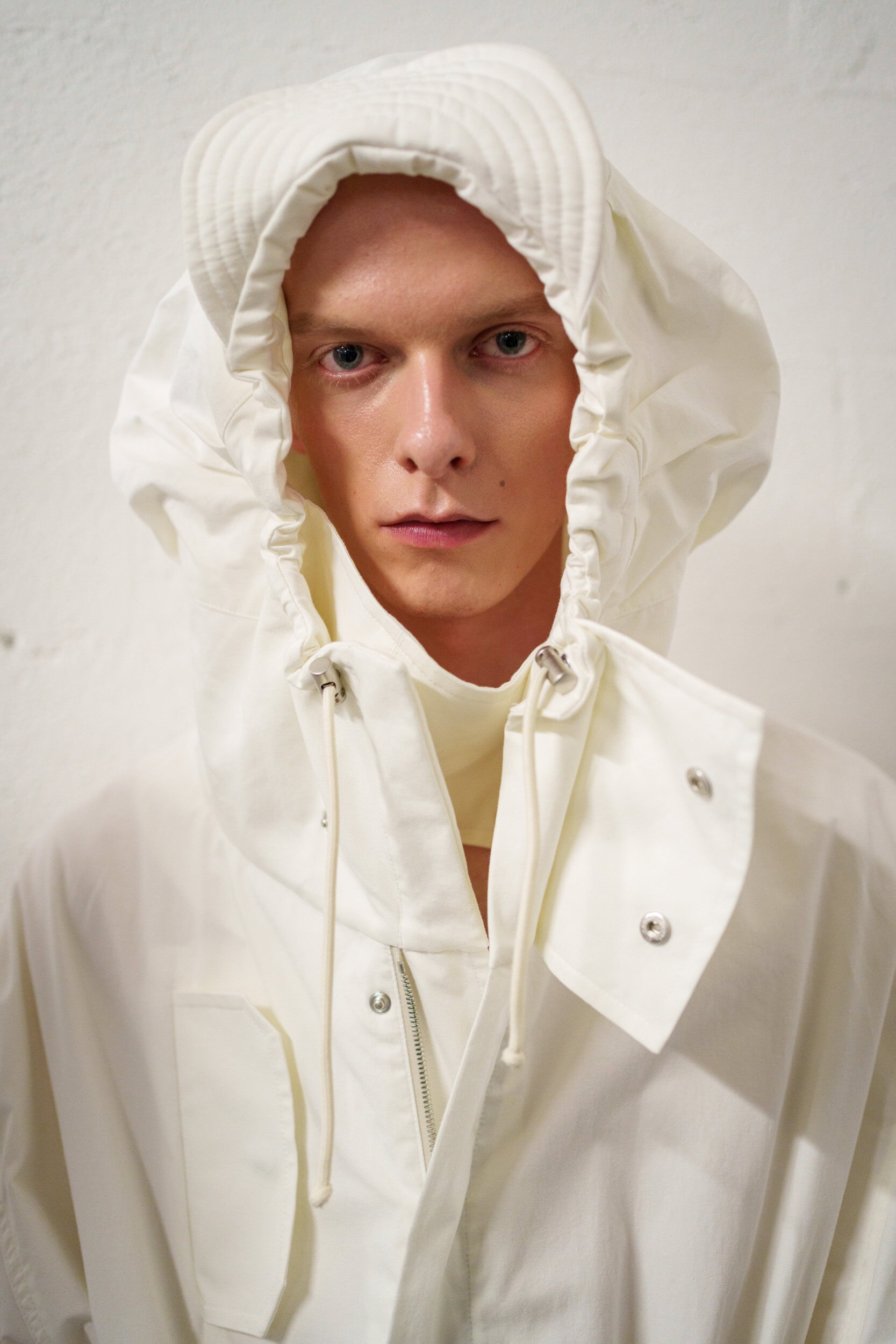 Hed Mayner Spring 2026 Men's Fashion Show Backstage