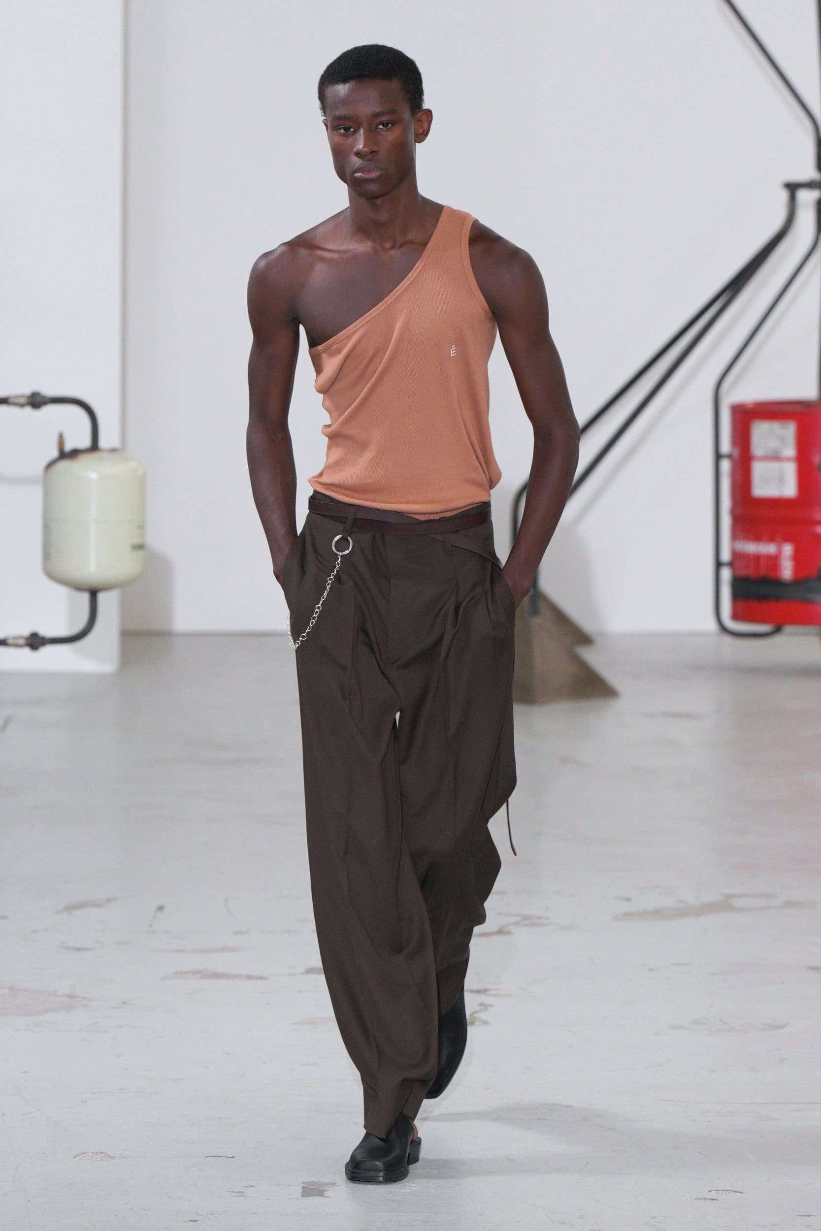 Etudes Spring 2026 Men's Fashion Show