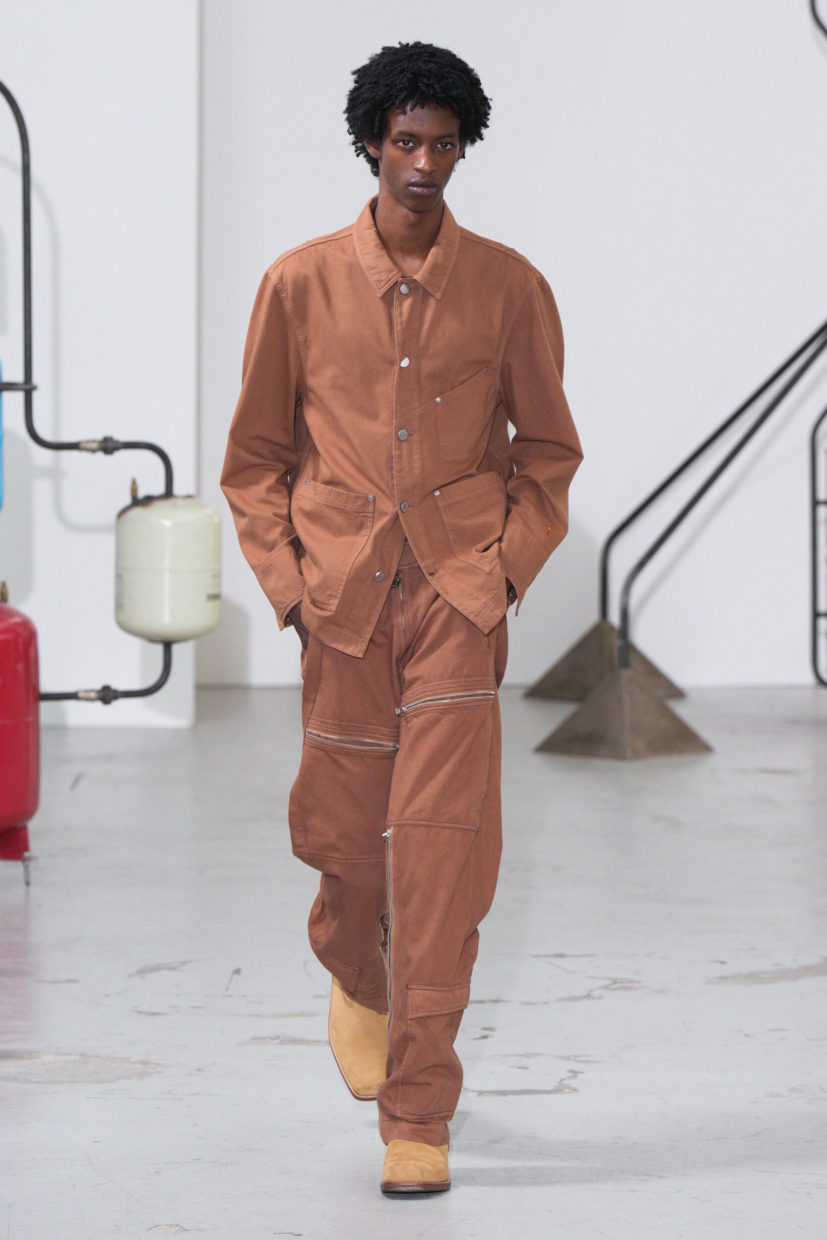 Etudes Spring 2026 Men's Fashion Show