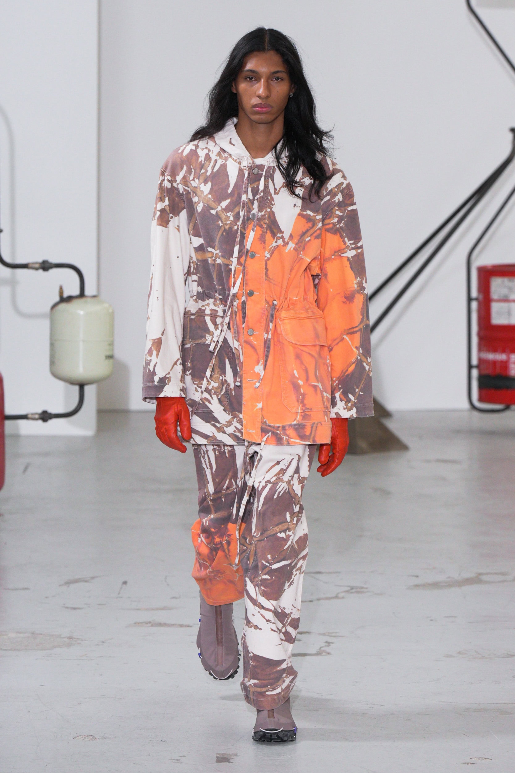 Etudes Spring 2026 Men's Fashion Show