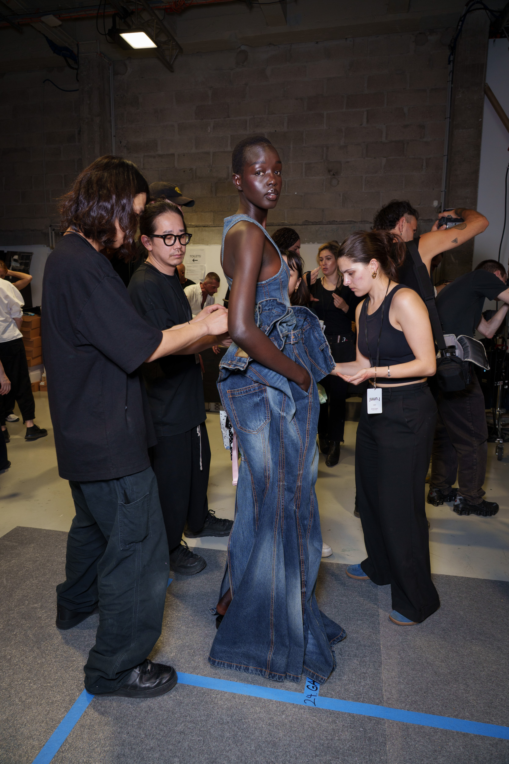 Juun.j Spring 2026 Men's Fashion Show Backstage