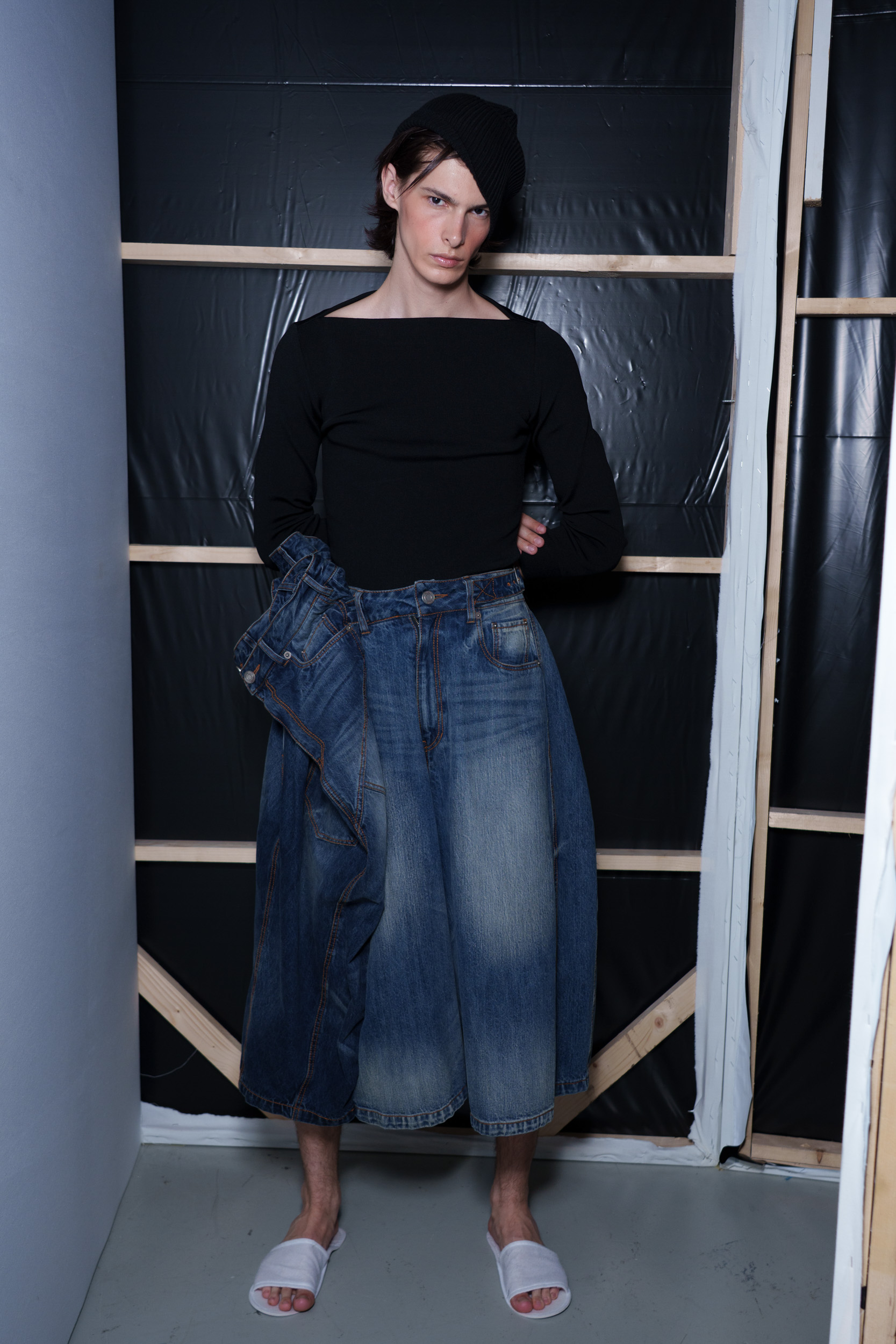 Juun.j Spring 2026 Men's Fashion Show Backstage