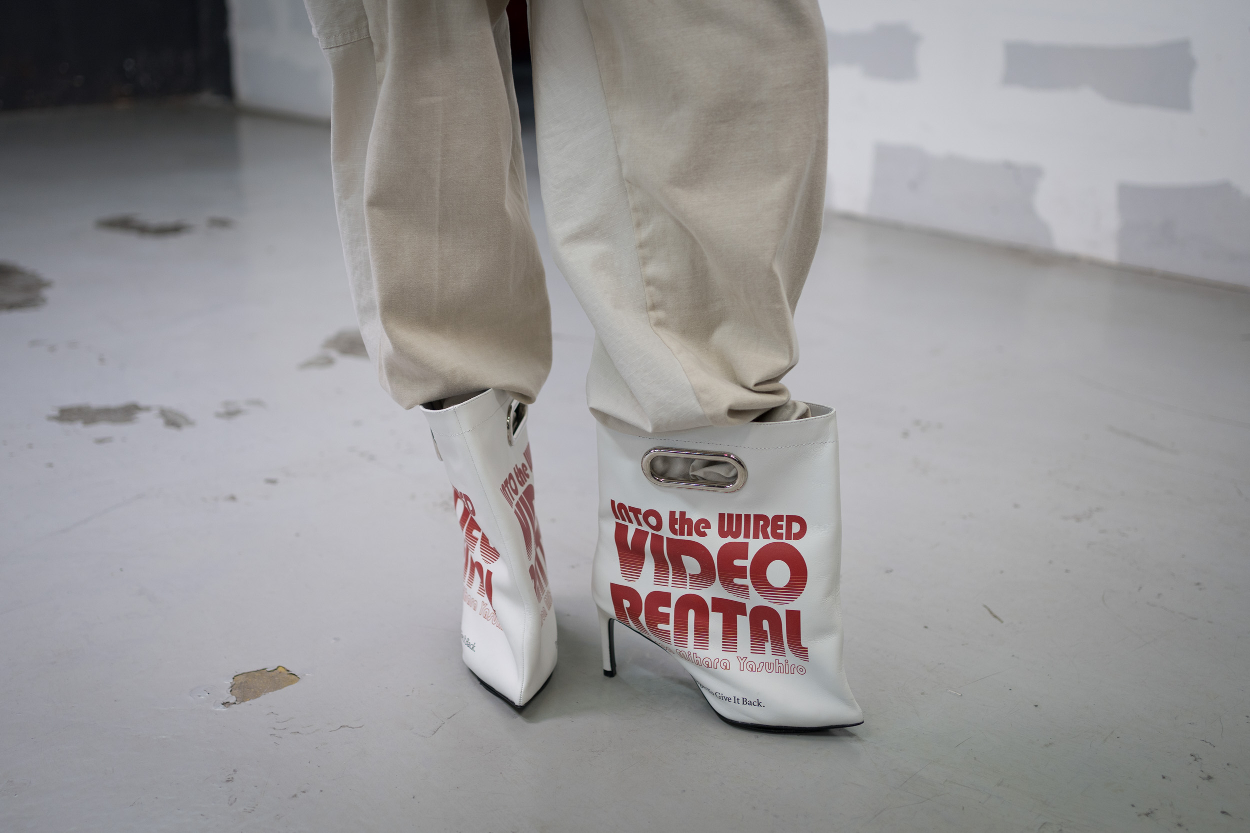 Maison Mihara Yasuhiro Spring 2026 Men's Fashion Show Backstage