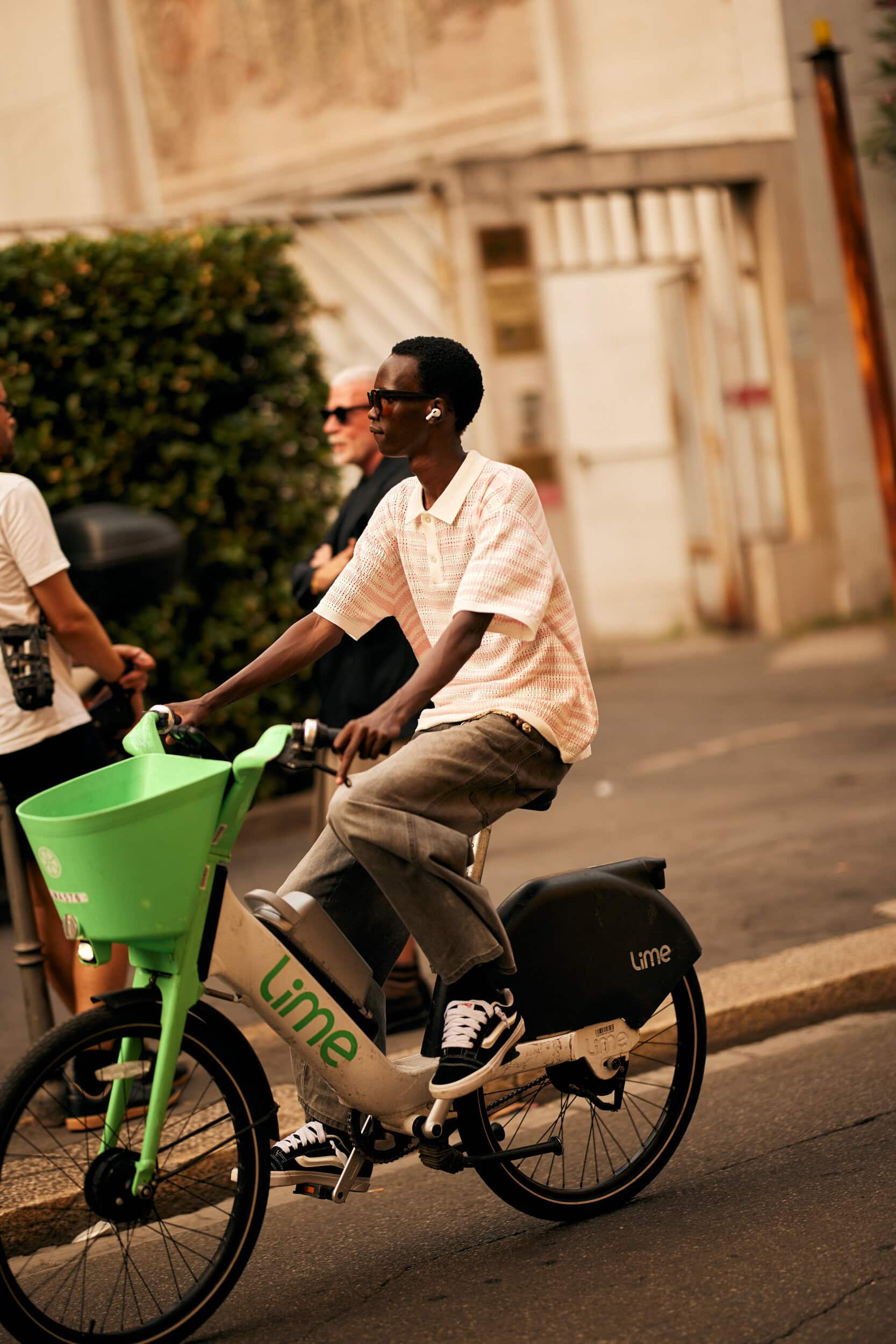 Milano Milan Men's Street Style Spring 2026 Shows