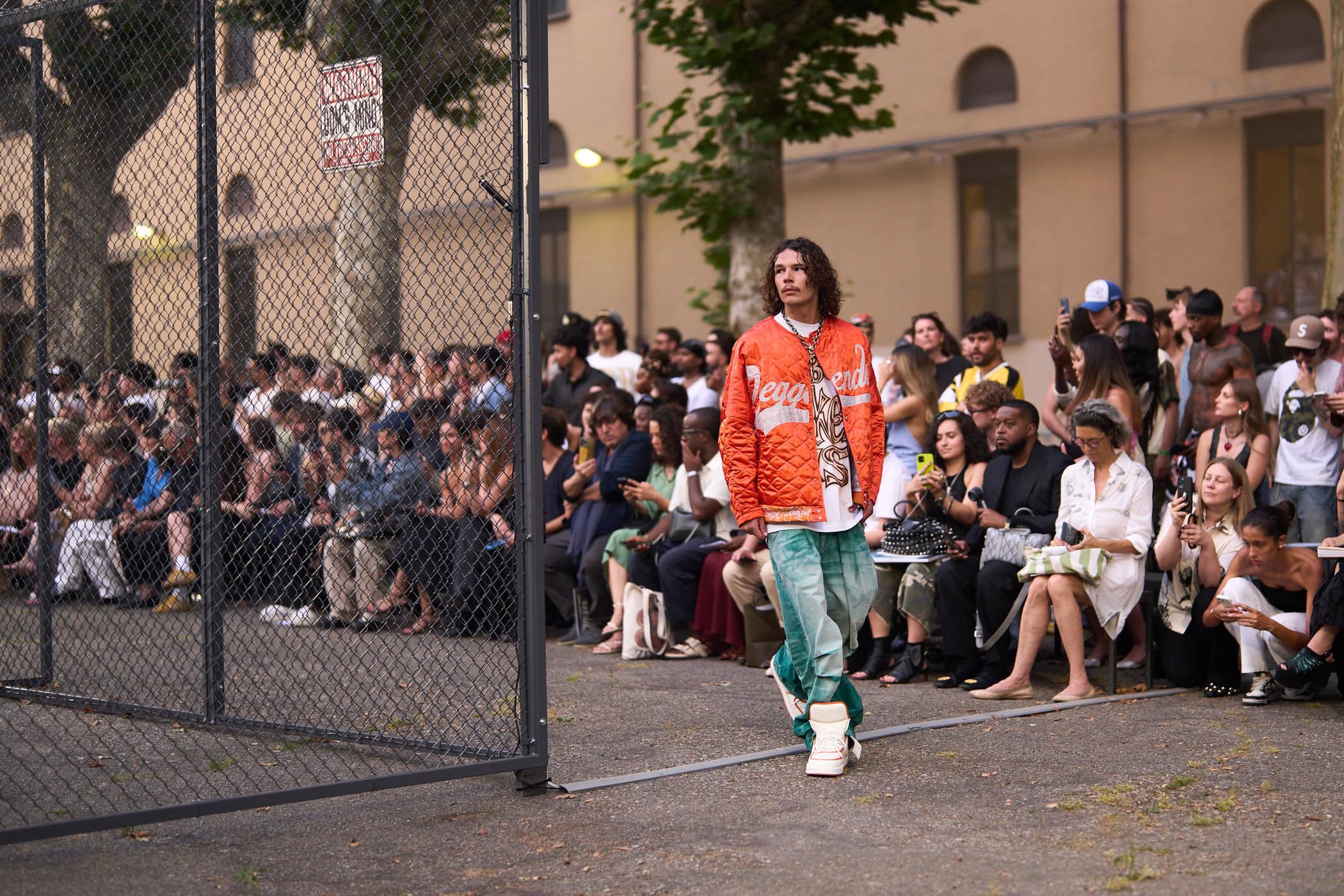 Pdf Spring 2026 Men's Fashion Show Atmosphere