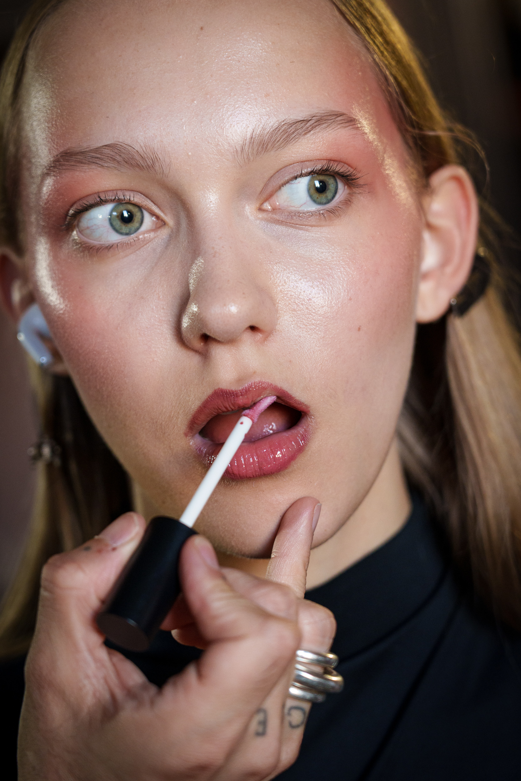 Rowen Rose Spring 2026 Men's Fashion Show Backstage