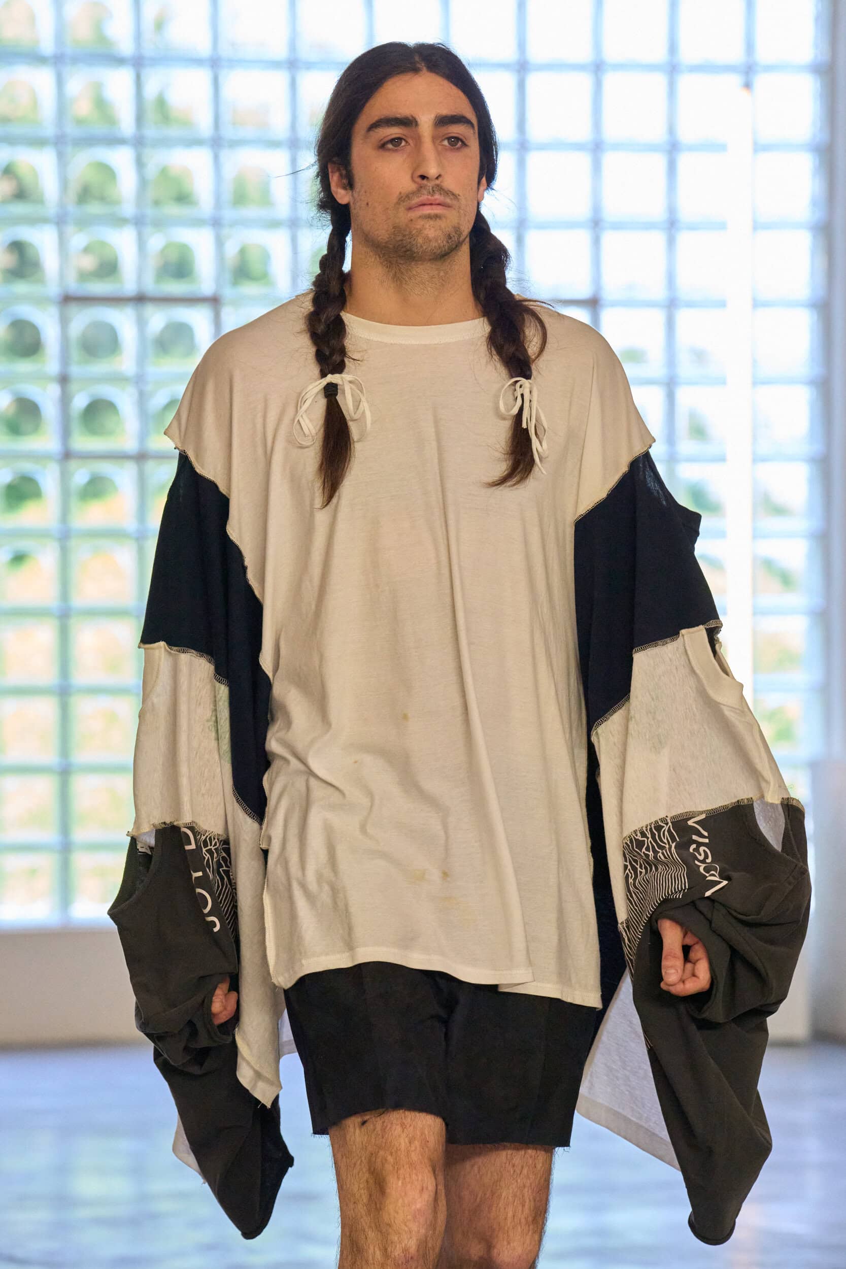 Simon Cracker Spring 2026 Men's Fashion Show Details