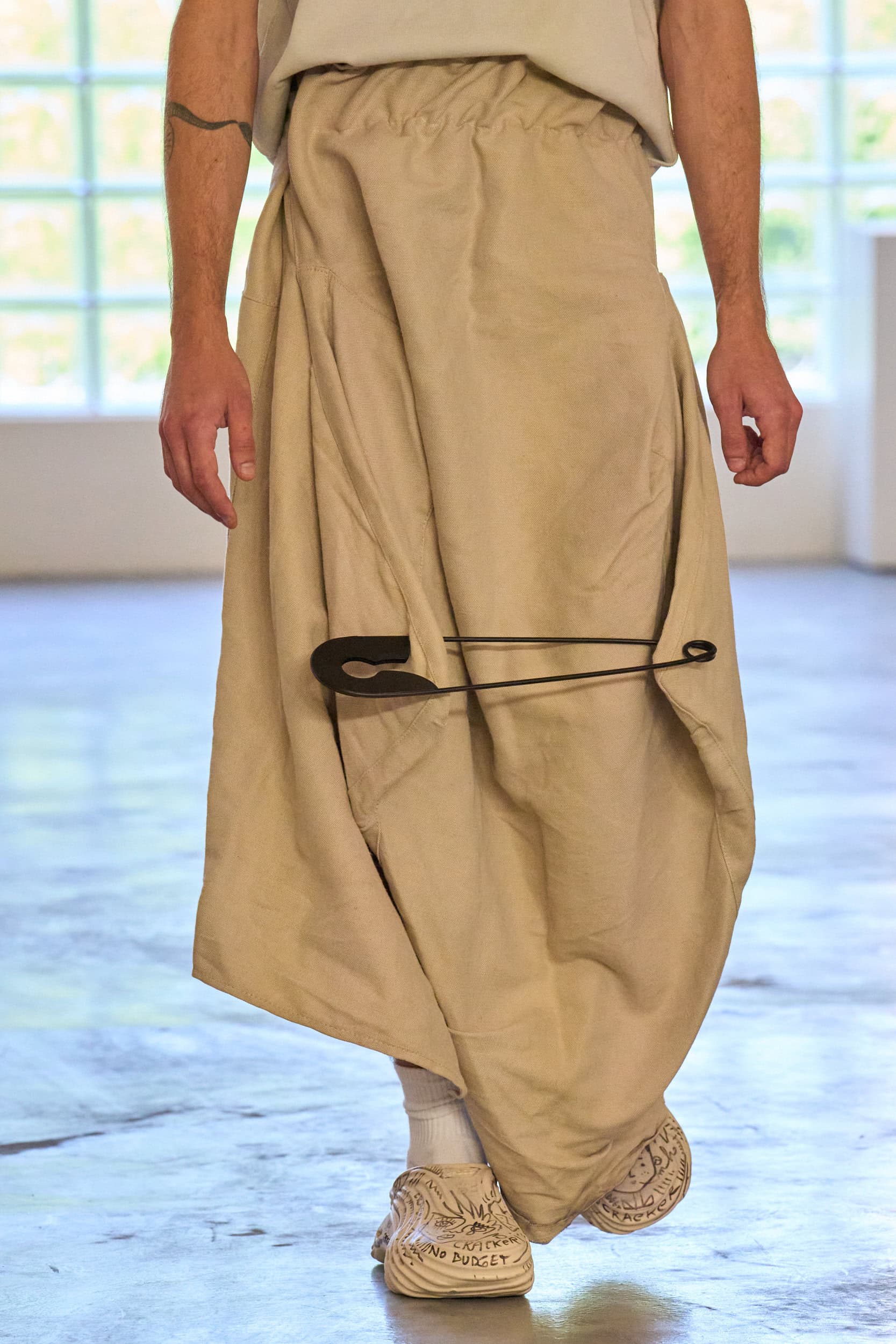 Simon Cracker Spring 2026 Men's Fashion Show Details