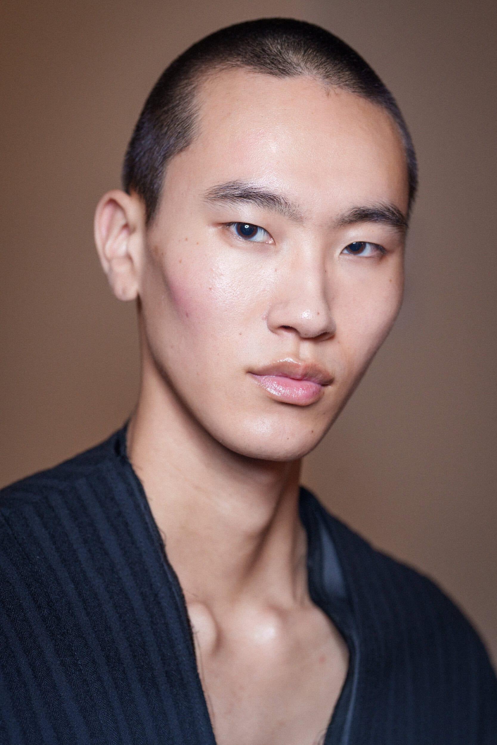 Songzio Spring 2026 Men's Fashion Show Backstage