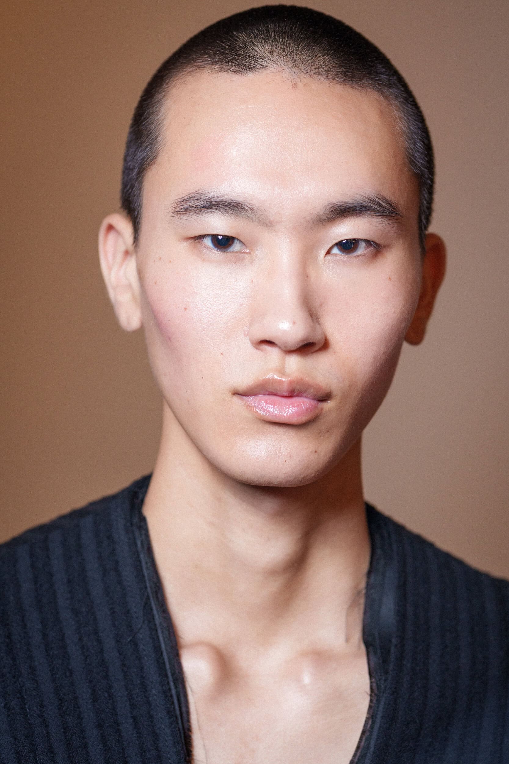 Songzio Spring 2026 Men's Fashion Show Backstage