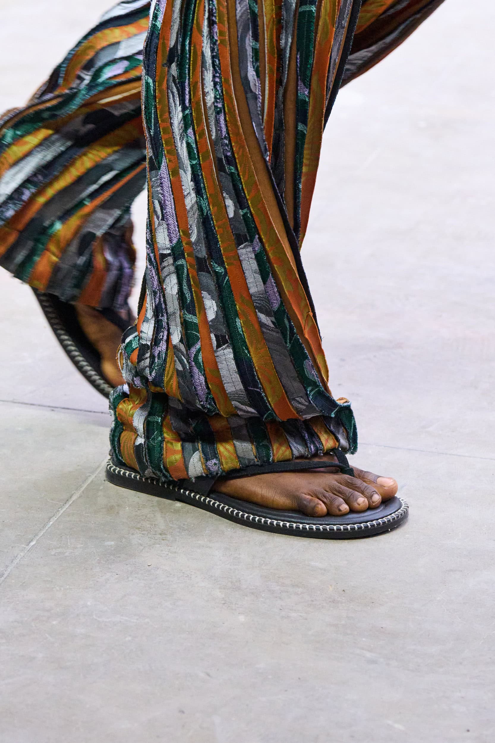 Dries Van Noten Spring 2026 Men's Fashion Show Details