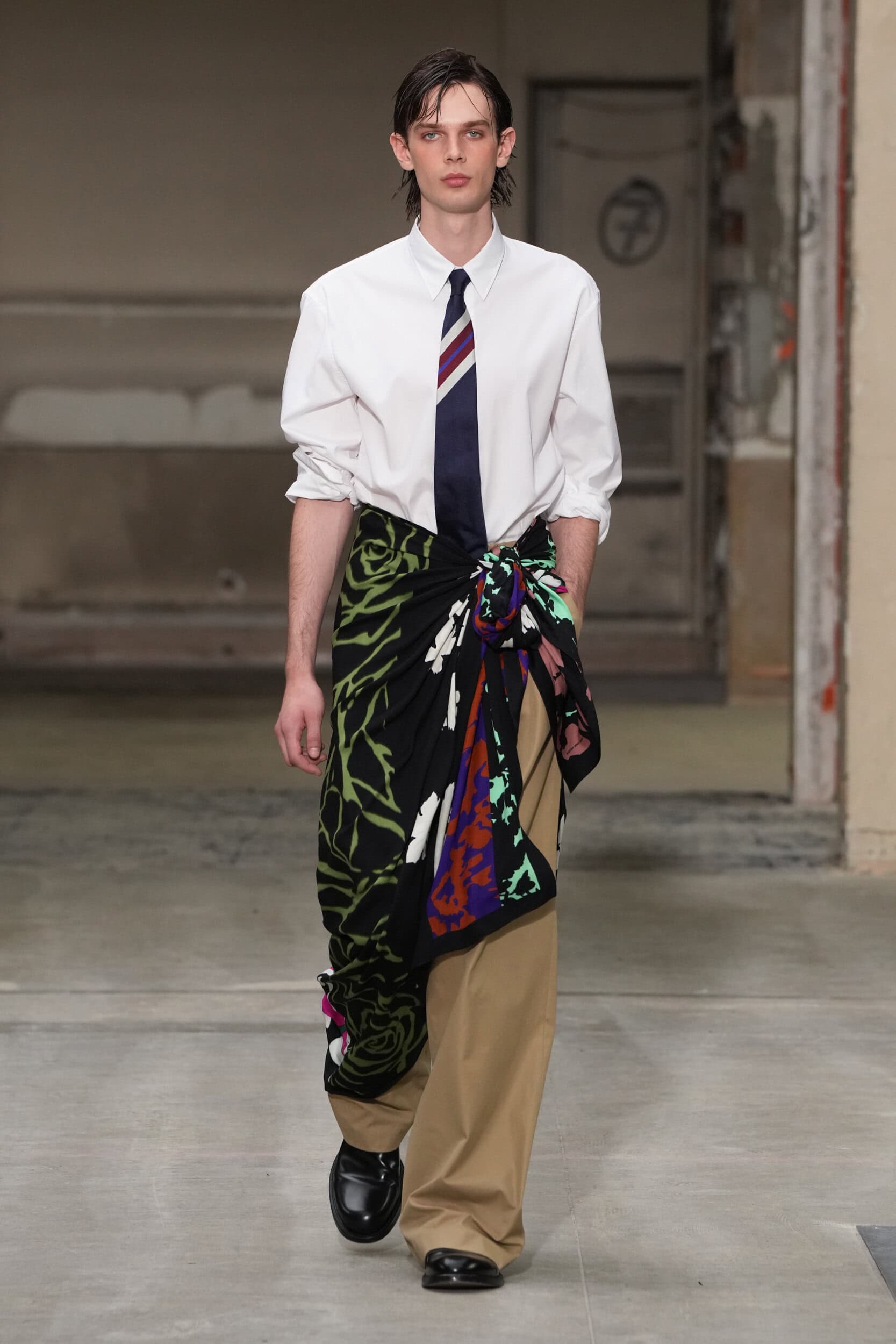 Dries Van Noten Spring 2026 Men's Fashion Show