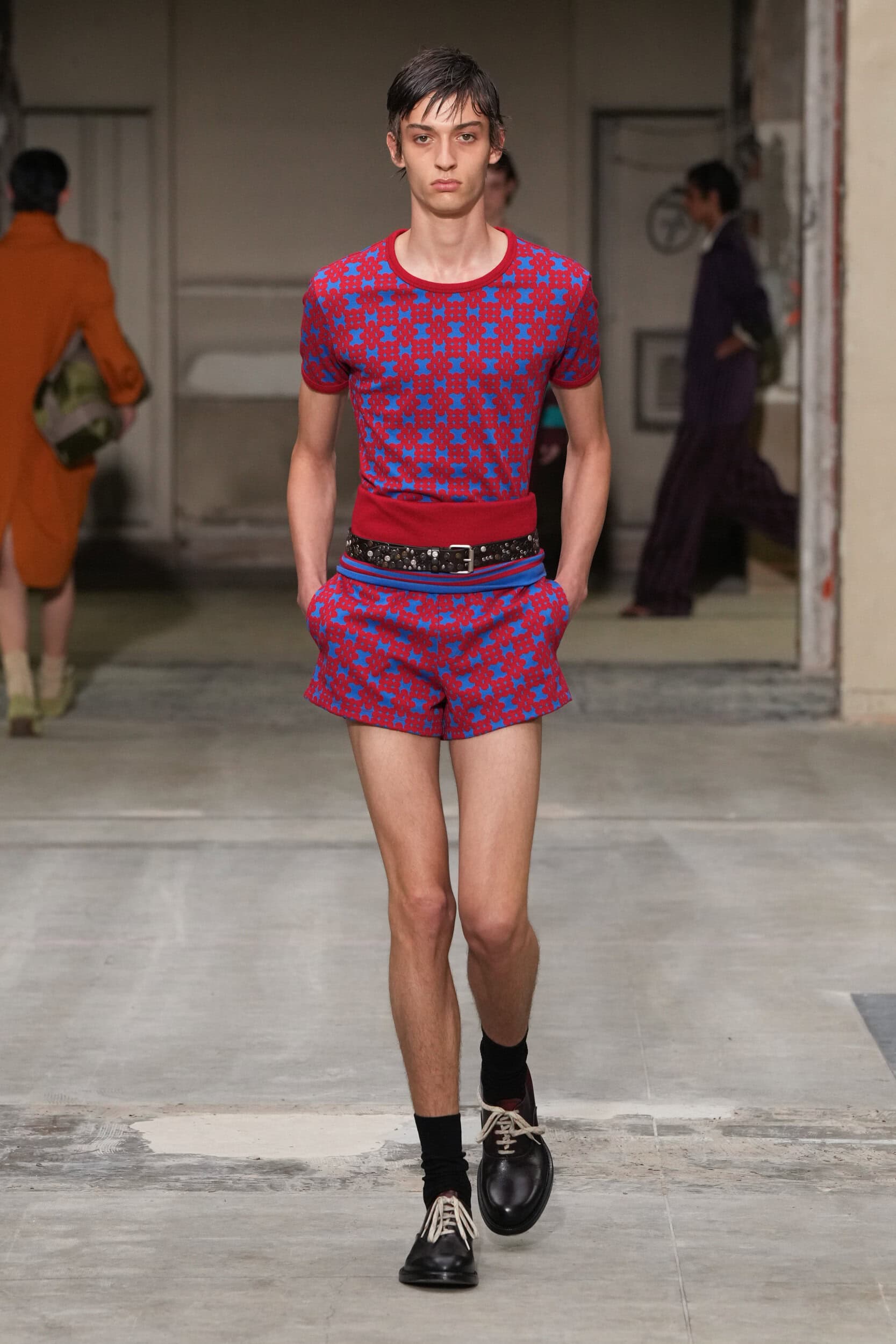 Dries Van Noten Spring 2026 Men's Fashion Show