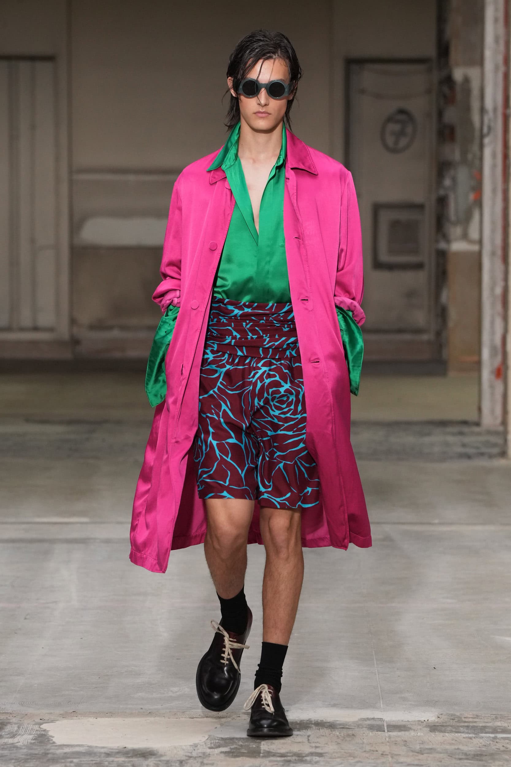Dries Van Noten Spring 2026 Men's Fashion Show