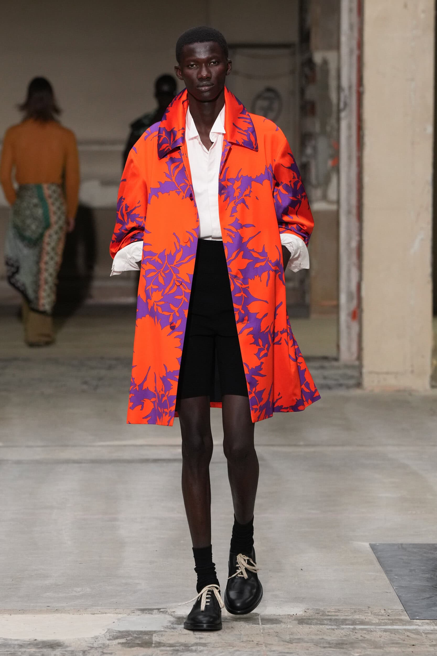 Dries Van Noten Spring 2026 Men's Fashion Show