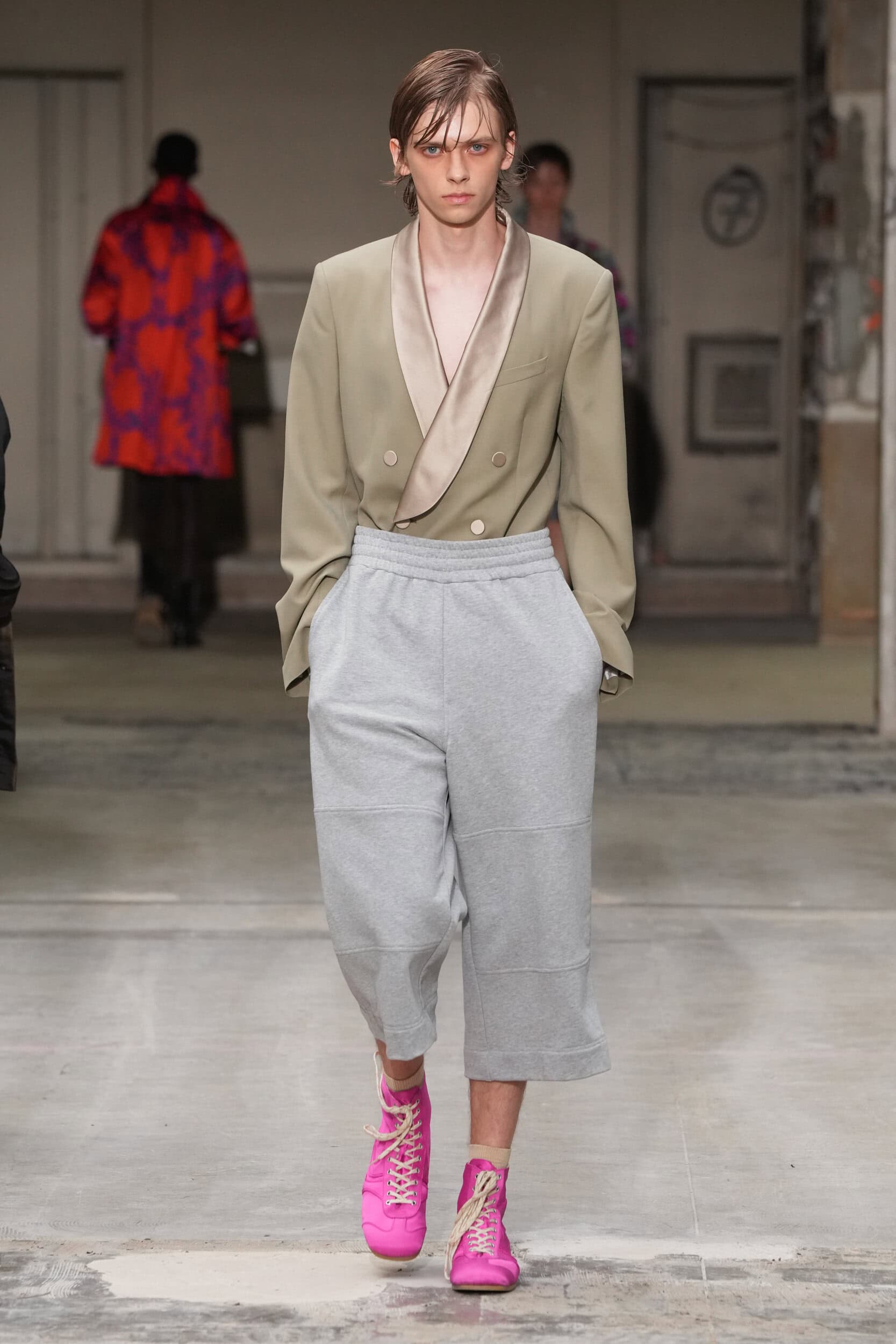 Dries Van Noten Spring 2026 Men's Fashion Show