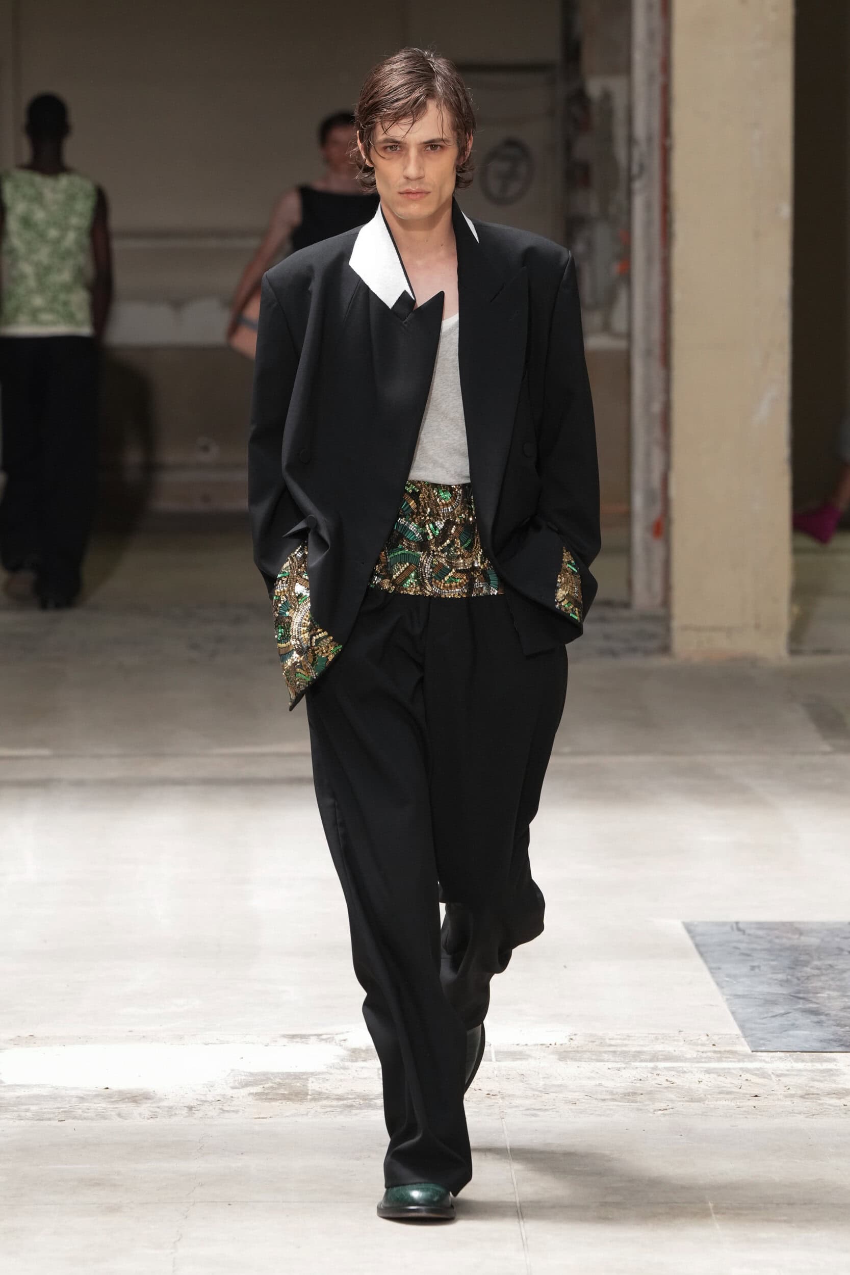 Dries Van Noten Spring 2026 Men's Fashion Show