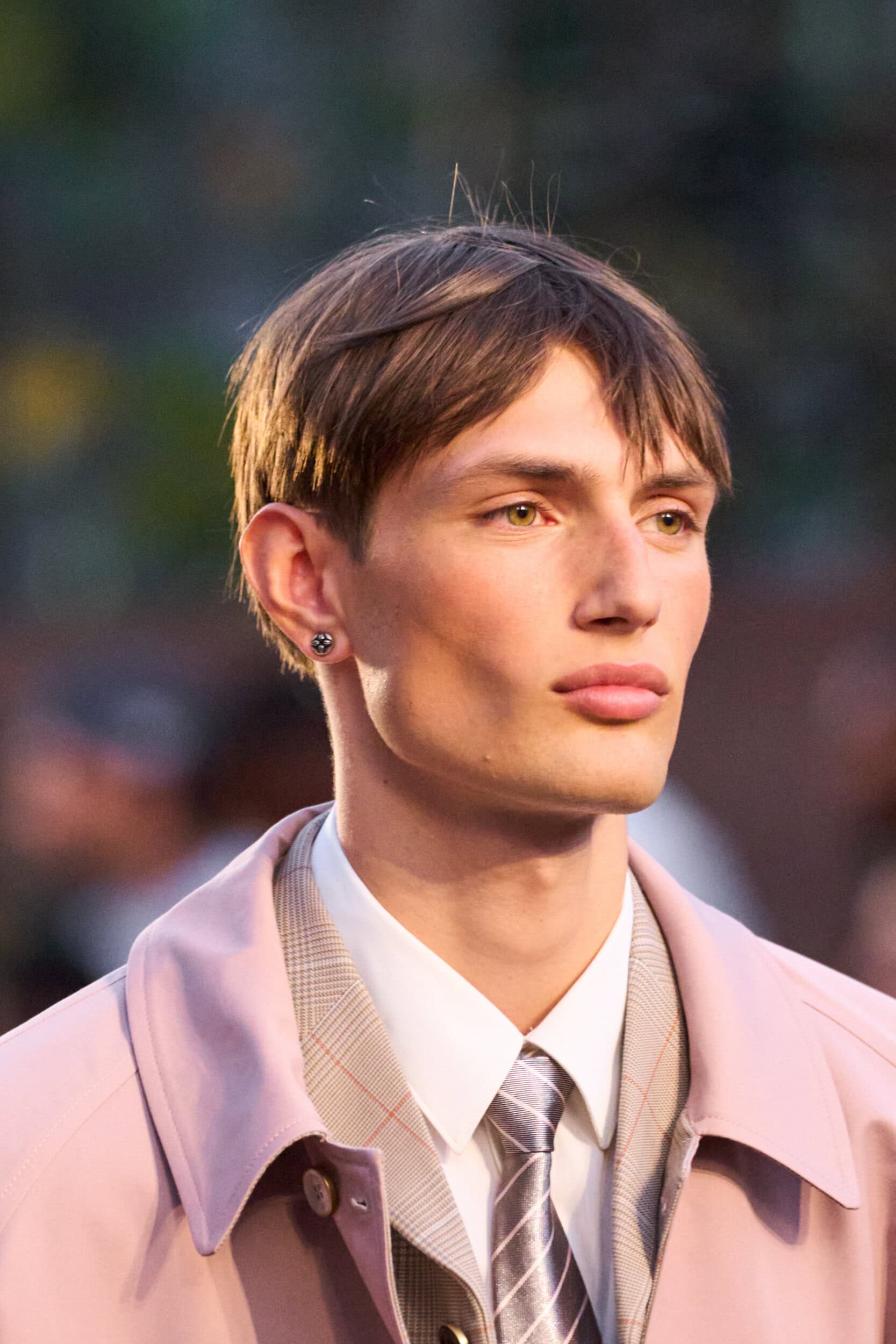 Louis Vuitton Spring 2026 Men's Fashion Show Details
