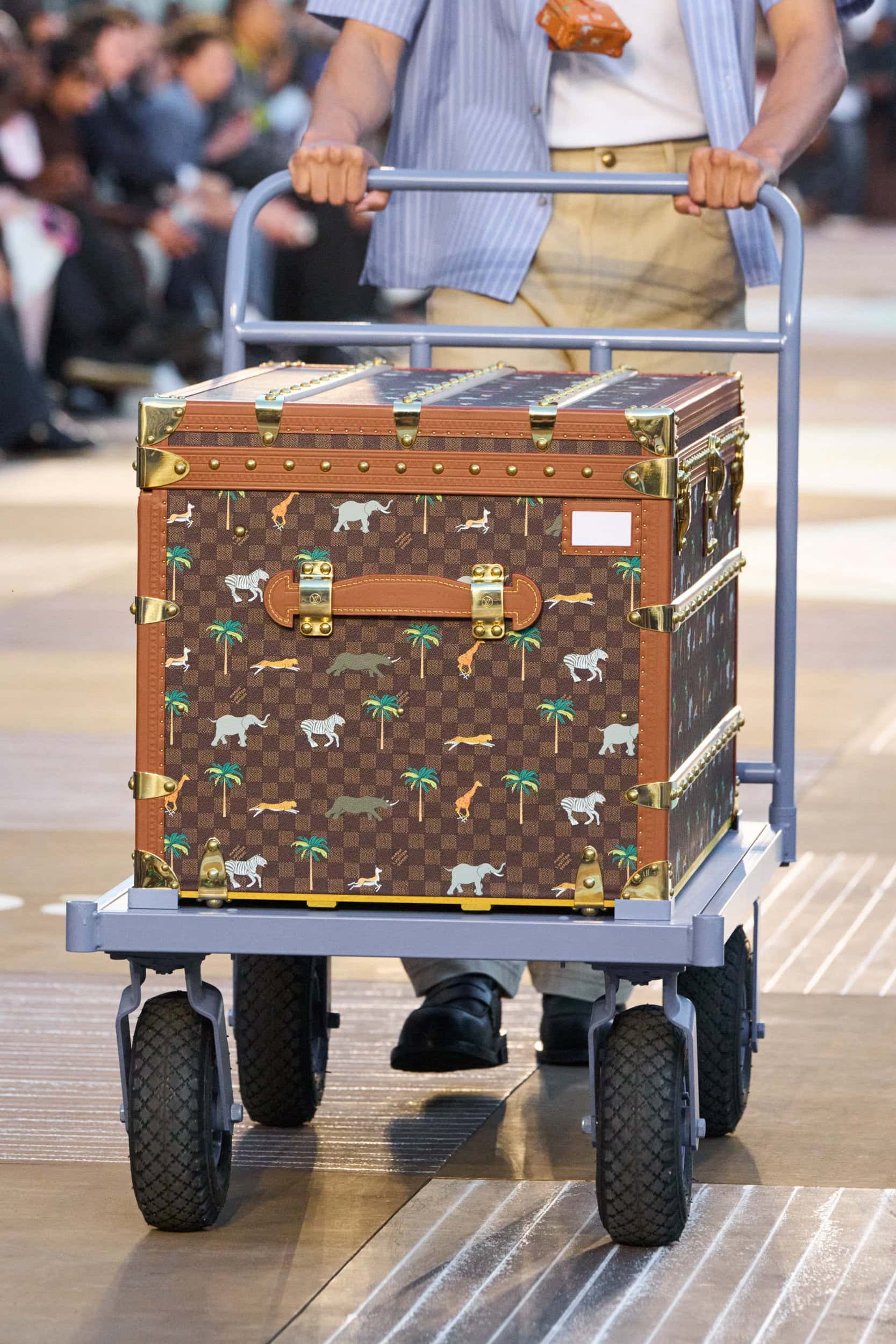 Louis Vuitton Spring 2026 Men's Fashion Show Details