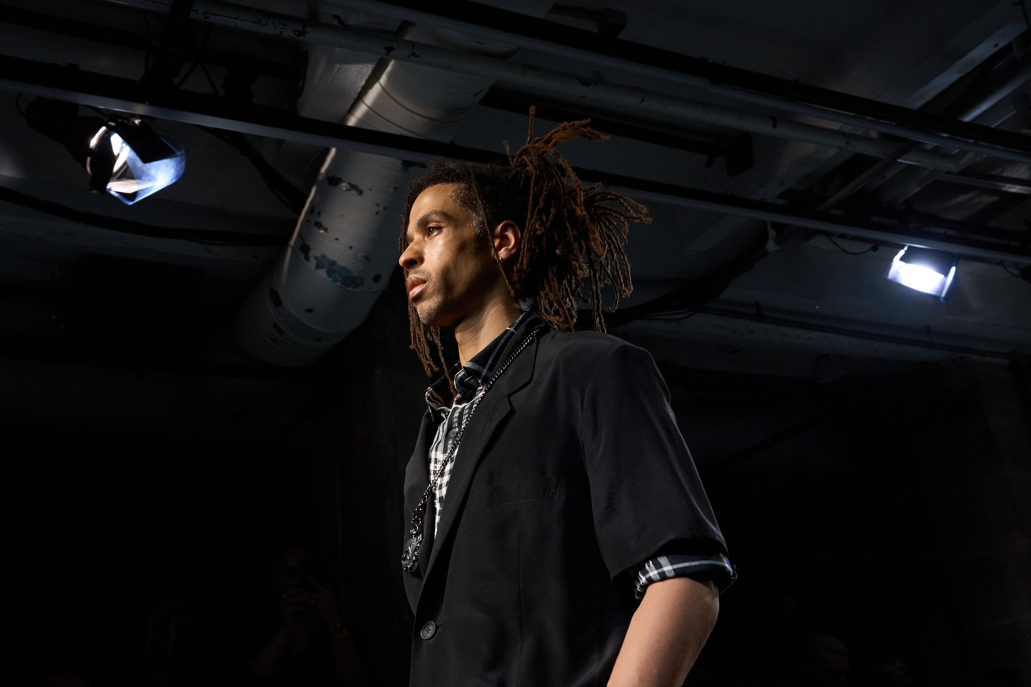 Yohji Yamamoto Spring 2026 Men's Fashion Show Atmosphere