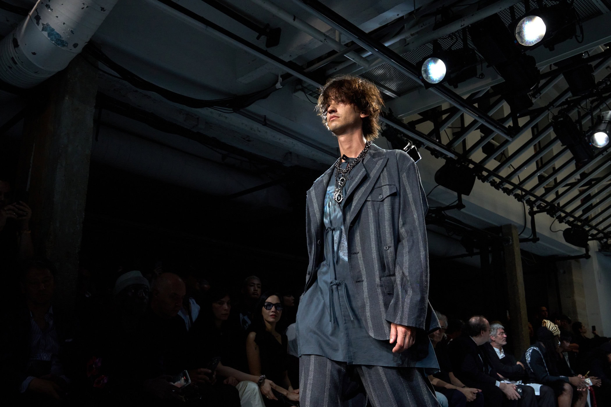 Yohji Yamamoto Spring 2026 Men's Fashion Show Atmosphere