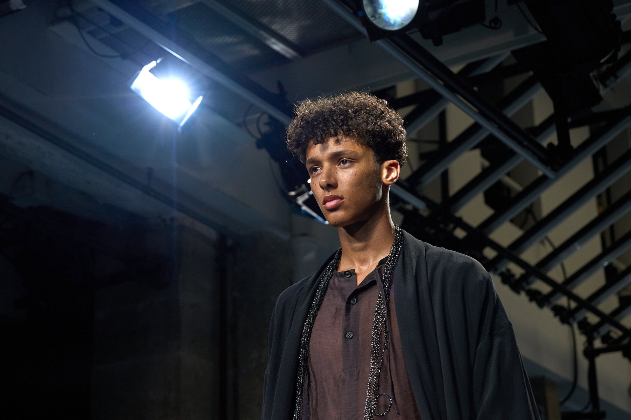 Yohji Yamamoto Spring 2026 Men's Fashion Show Atmosphere
