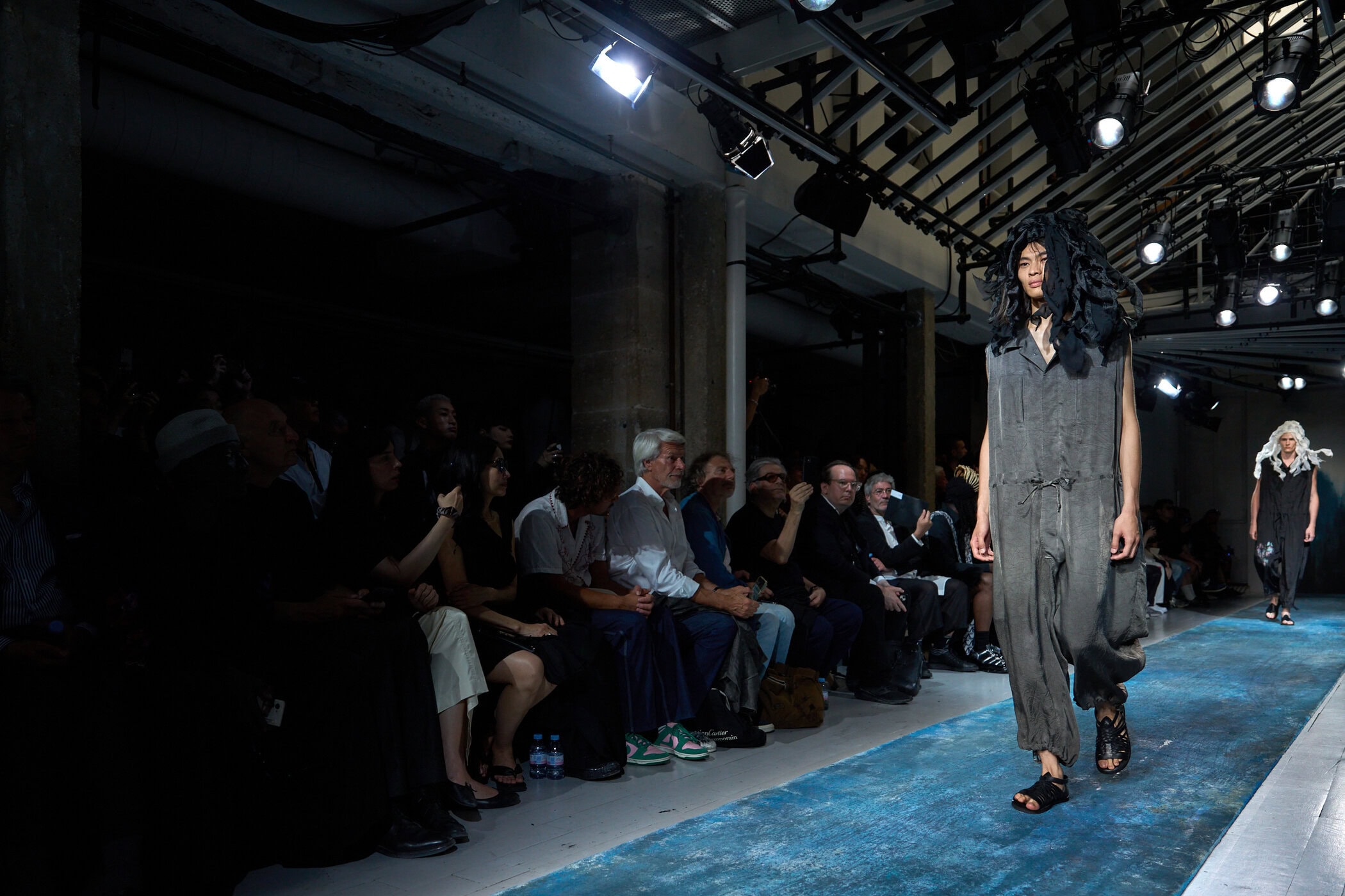 Yohji Yamamoto Spring 2026 Men's Fashion Show Atmosphere