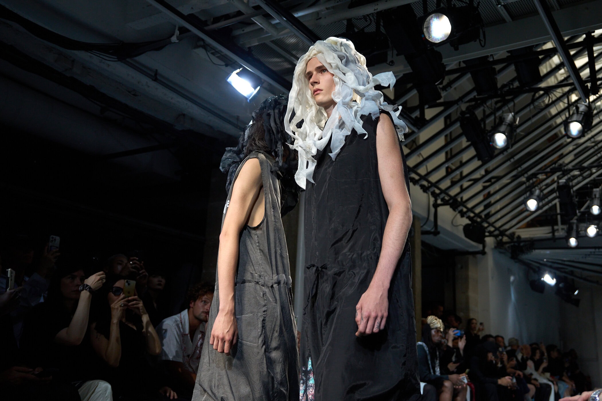 Yohji Yamamoto Spring 2026 Men's Fashion Show Atmosphere