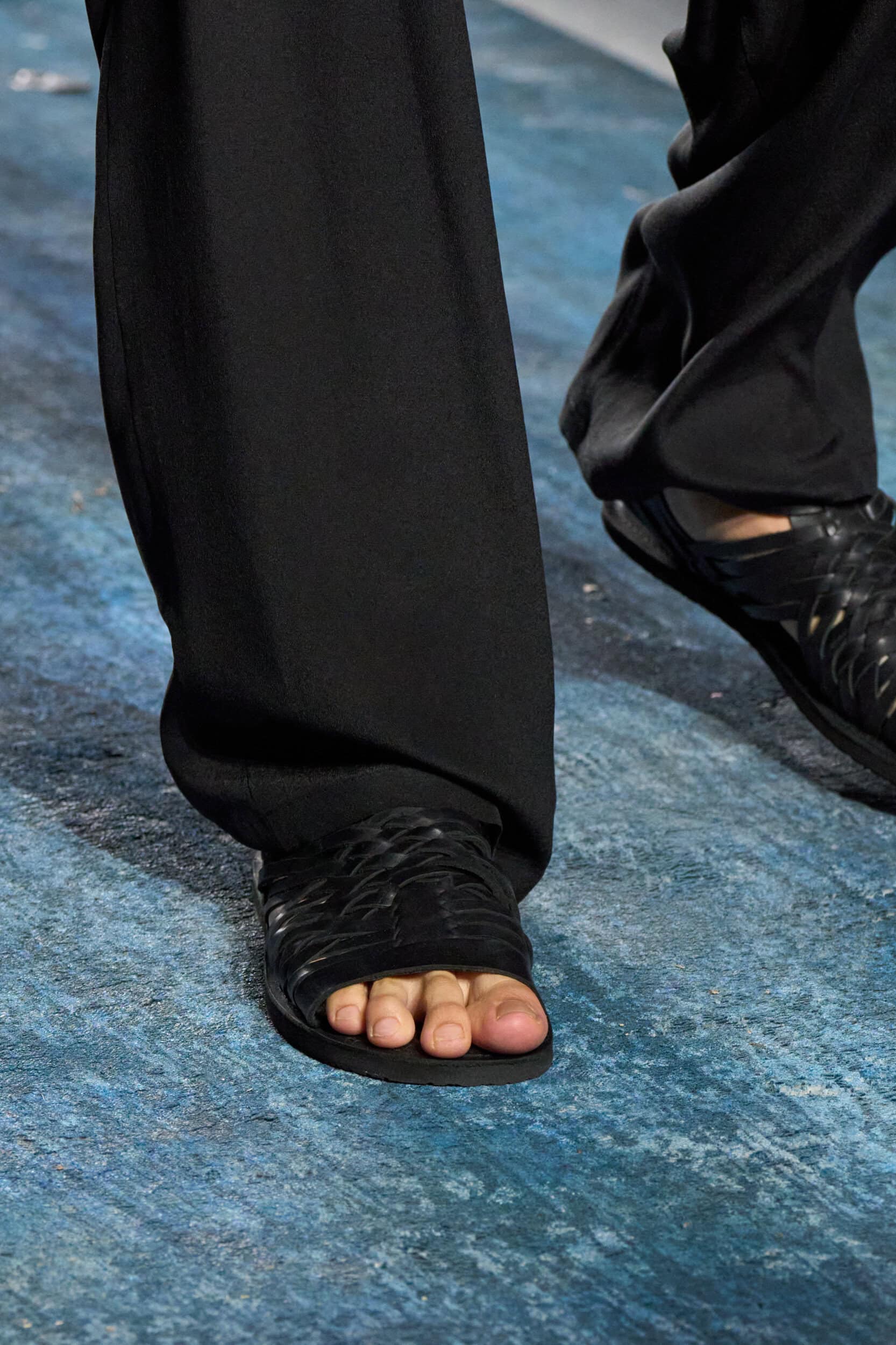 Yohji Yamamoto Spring 2026 Men's Fashion Show Details