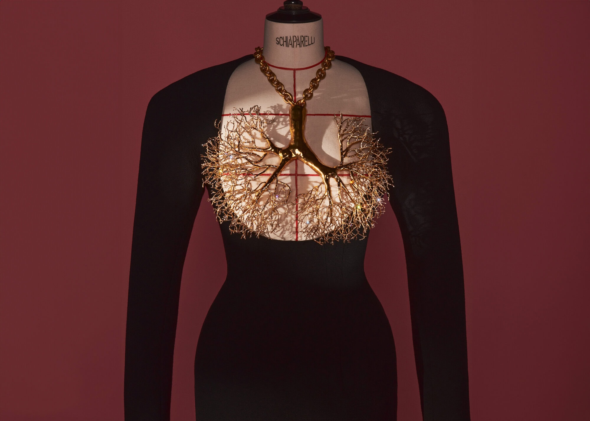 V&A Museum Announces First UK Schiaparelli Exhibition