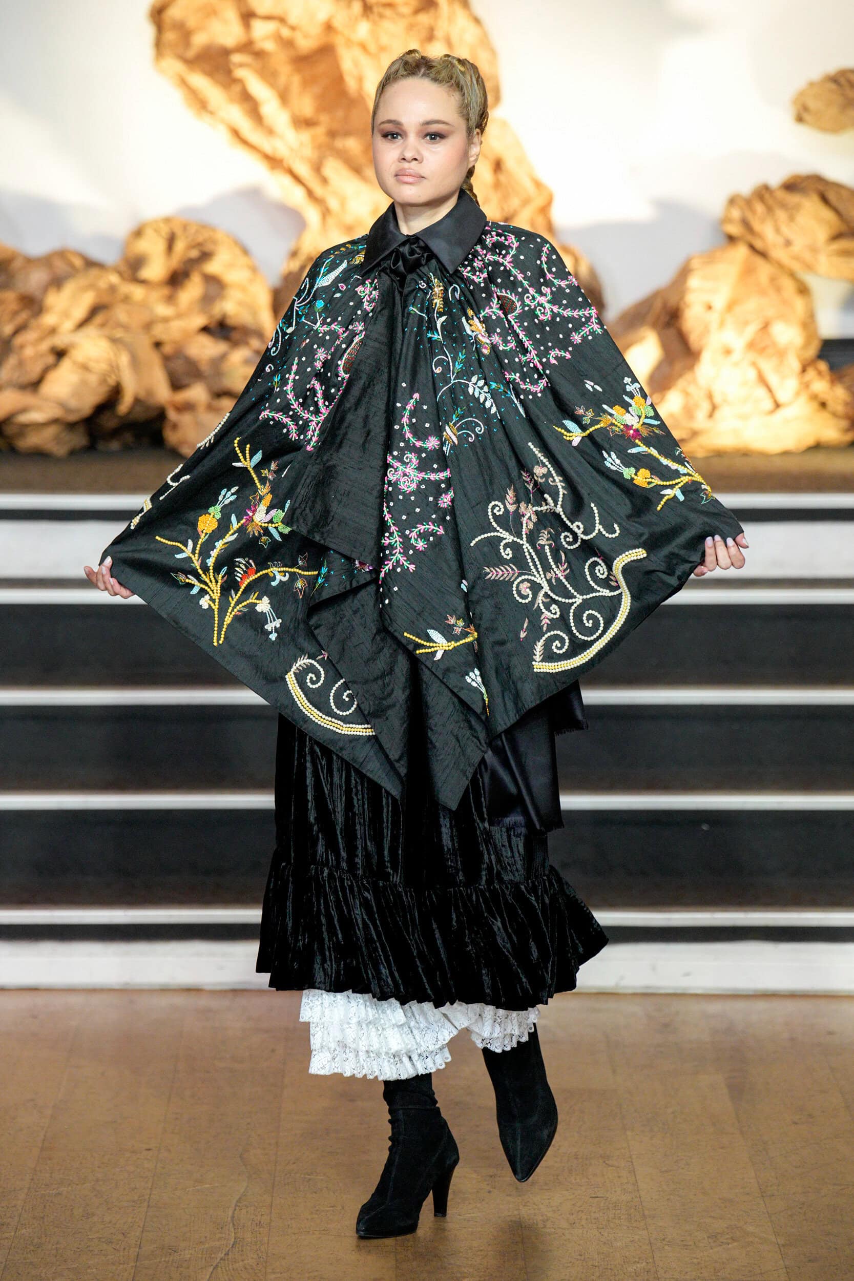 Franck Sorbier Fall 2025 Couture Fashion Show