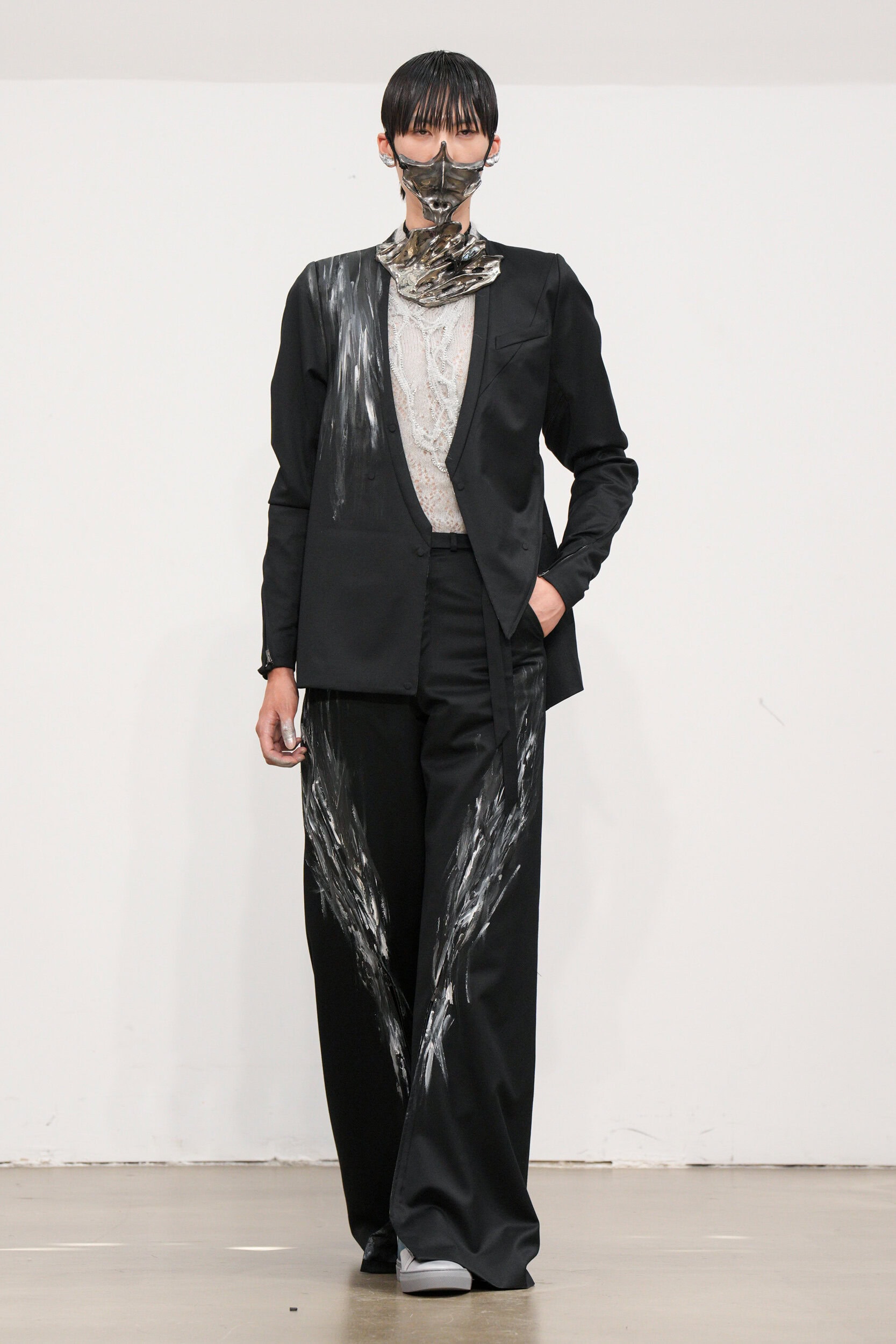 Yuima Nakazato Fall 2025 Couture Fashion Show