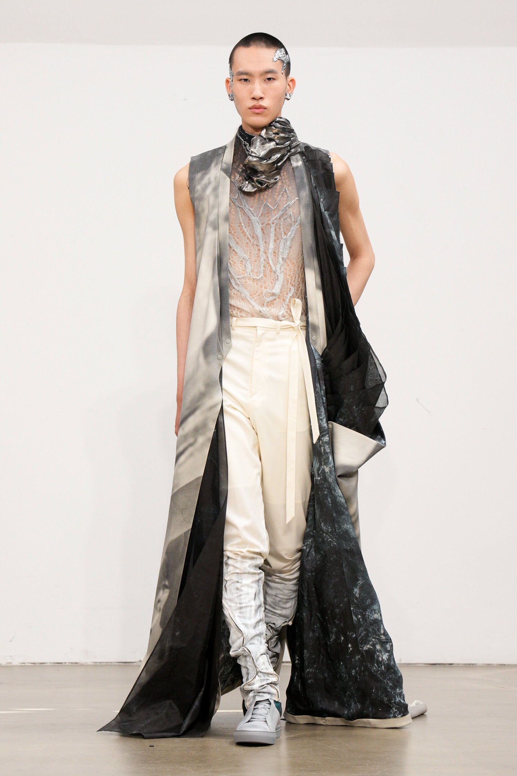 Yuima Nakazato Fall 2025 Couture Fashion Show
