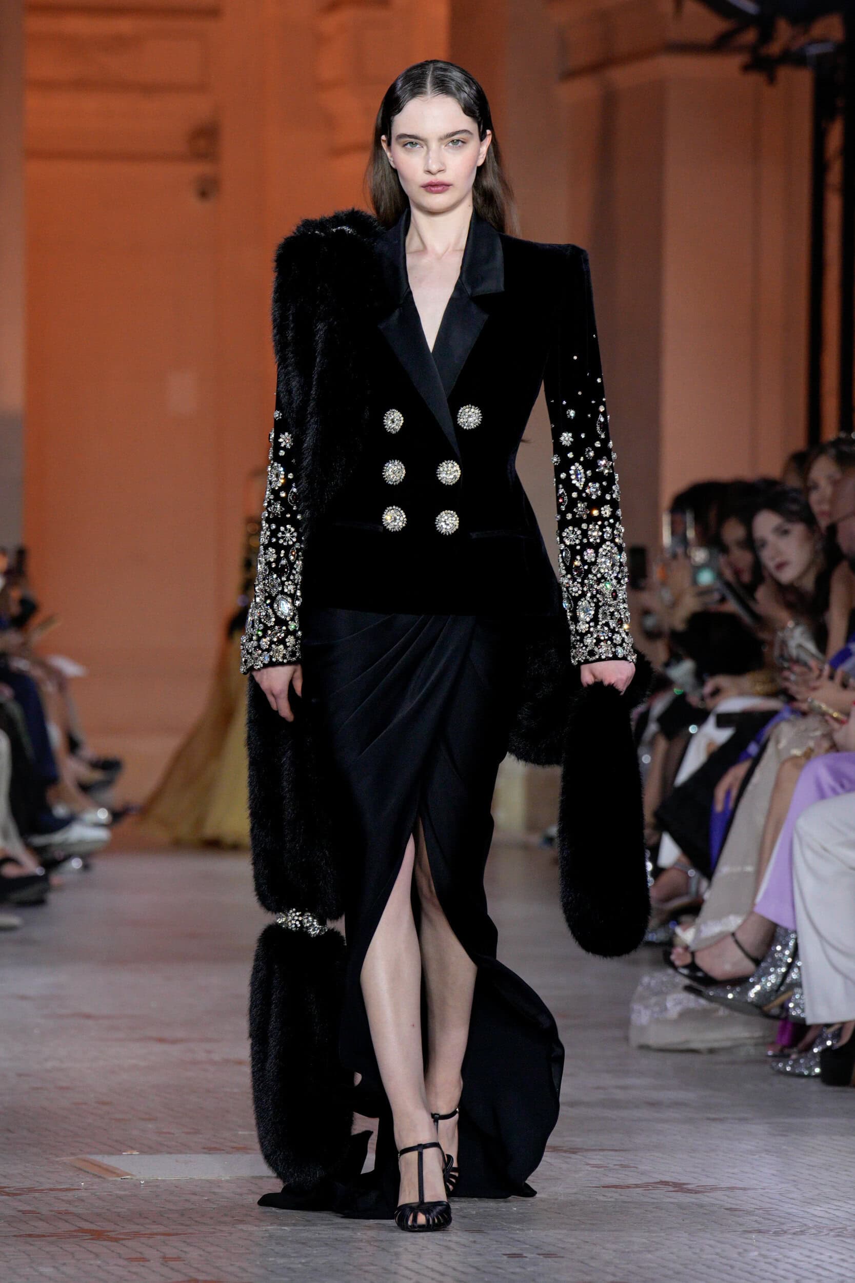 Zuhair Murad Fall 2025 Couture Fashion Show