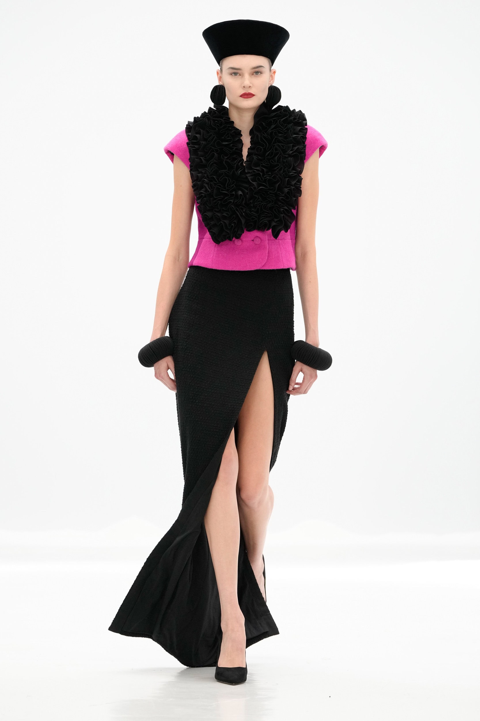 Chocheng Fall 2025 Couture Fashion Show