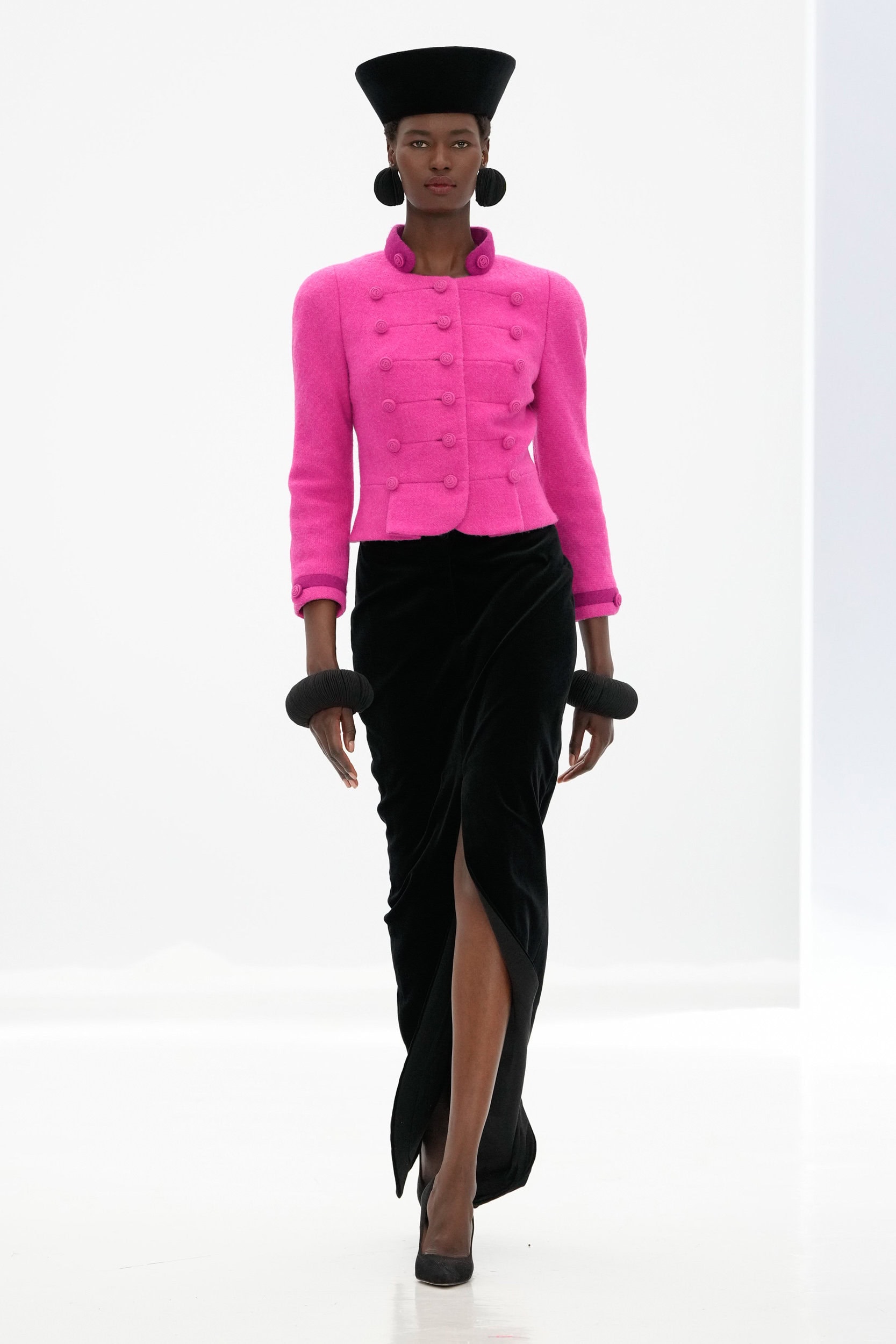 Chocheng Fall 2025 Couture Fashion Show