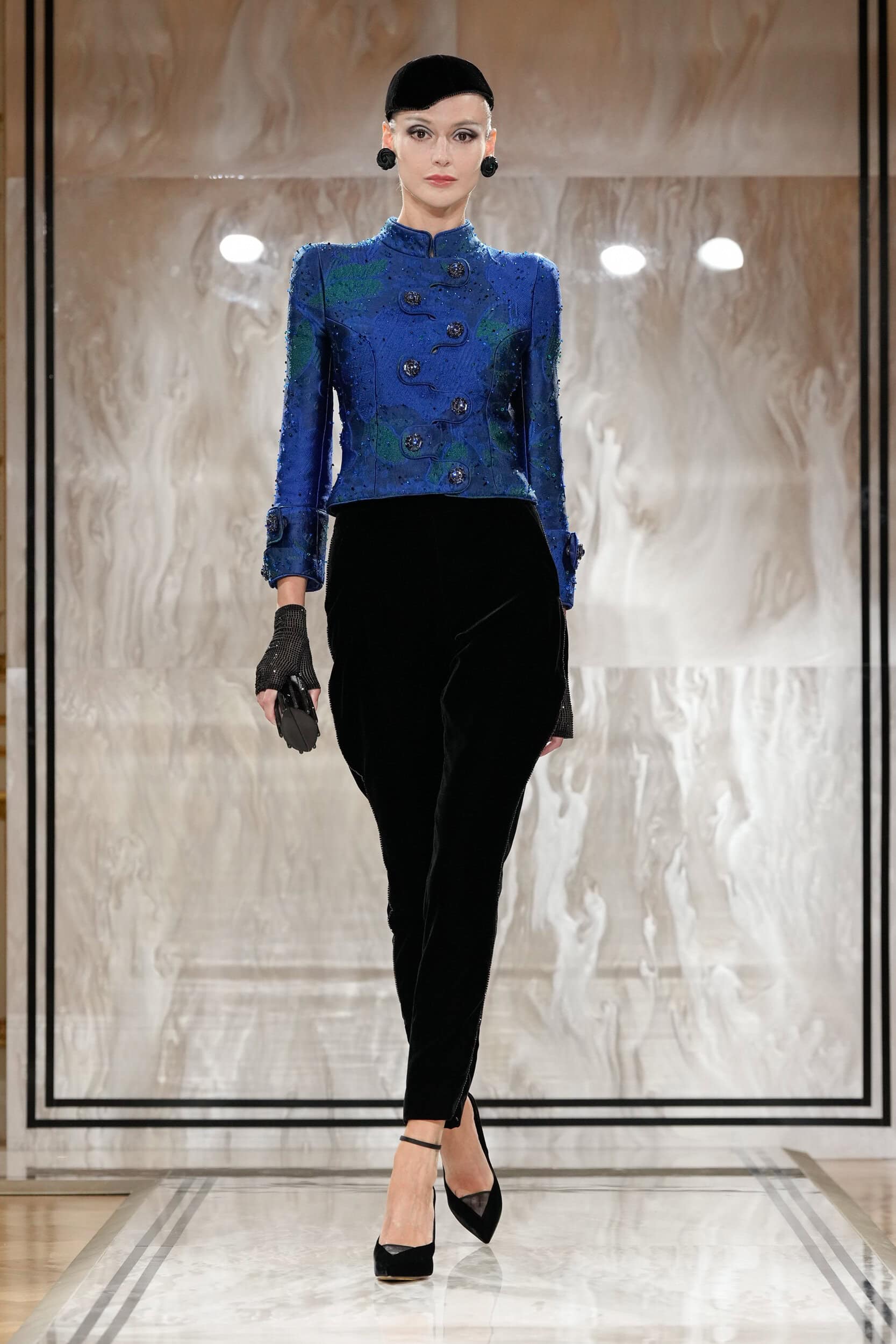 Giorgio Armani Prive Fall 2025 Couture Fashion Show
