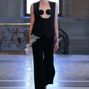 Peet Dullaert Fall 2025 Couture Fashion Show