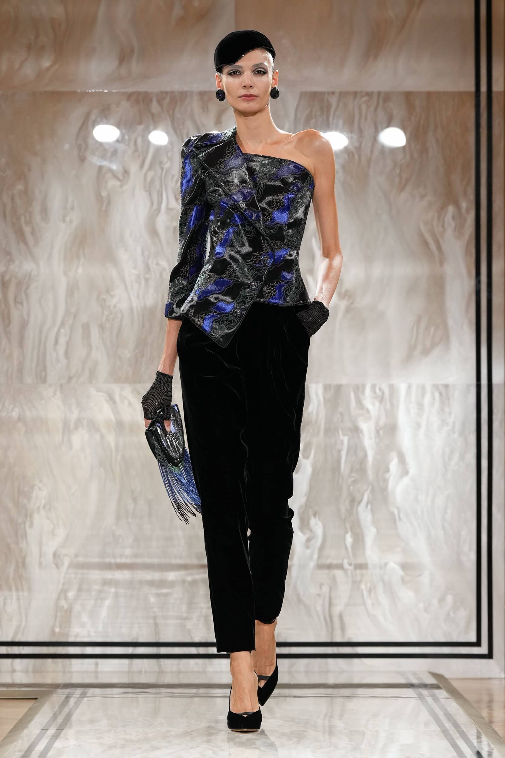 Giorgio Armani Prive Fall 2025 Couture Fashion Show