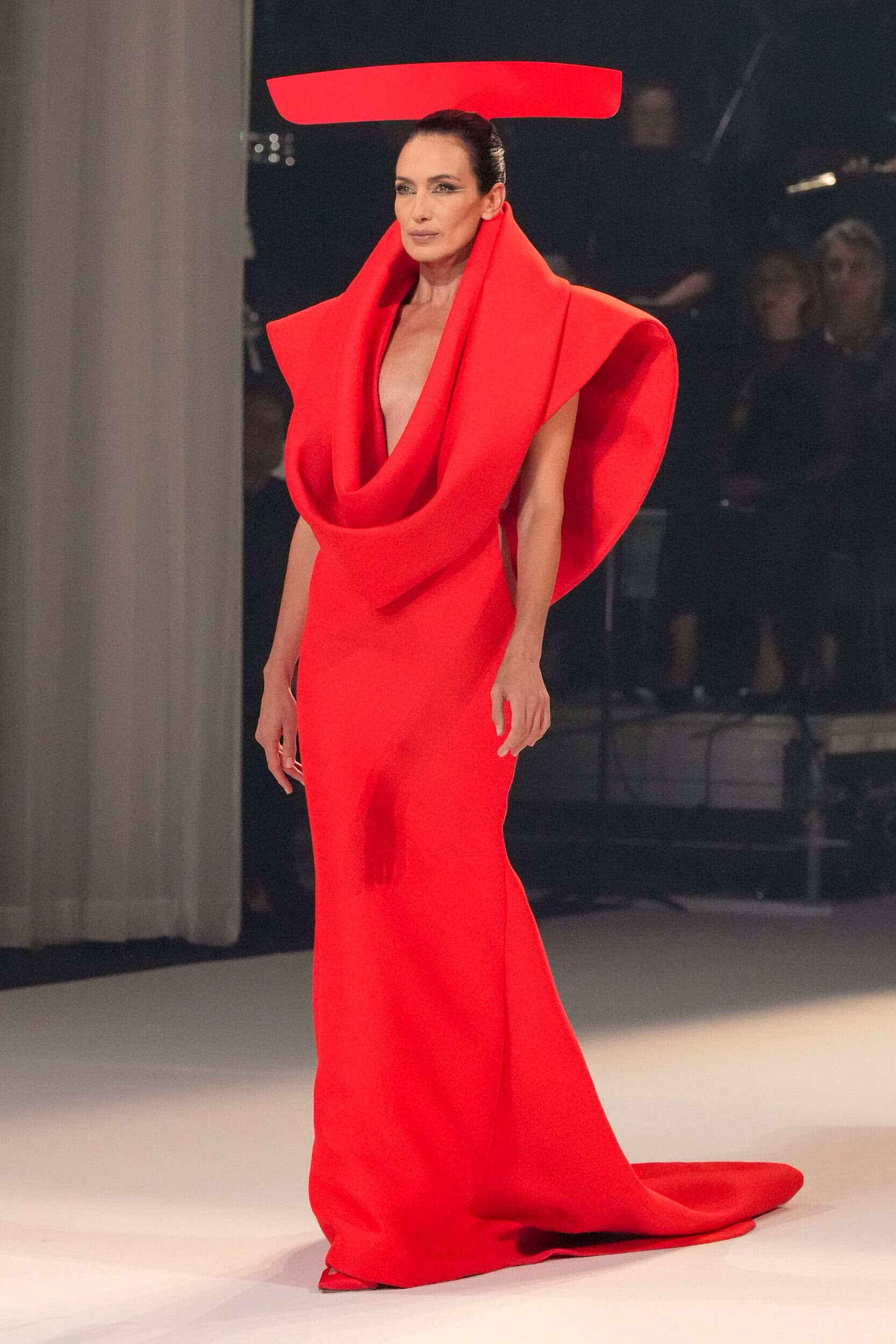Stephane Rolland Spring 2026 Couture Fashion Show