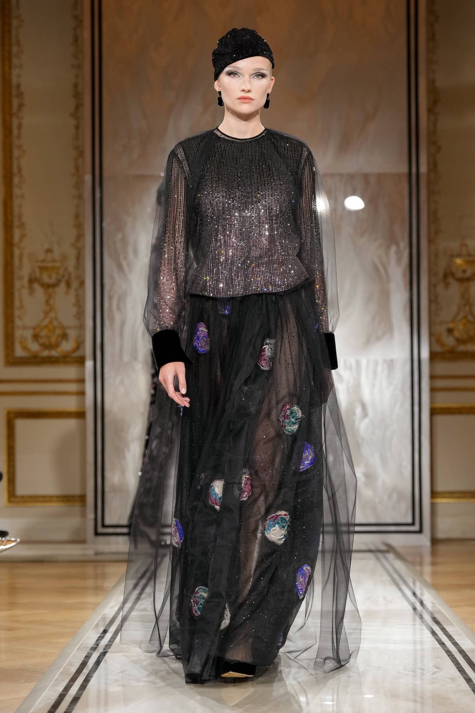 Giorgio Armani Prive Fall 2025 Couture Fashion Show