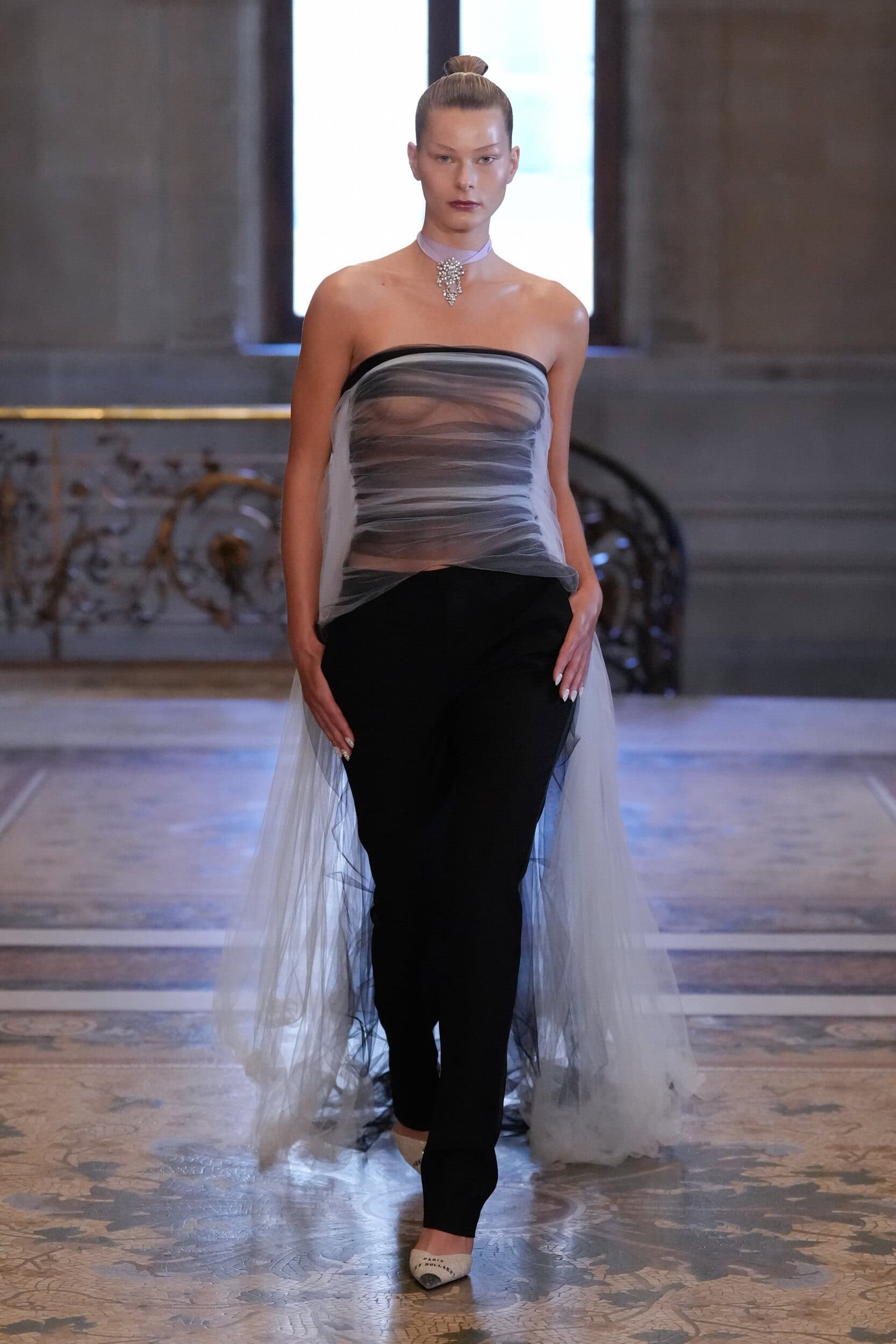 Peet Dullaert Fall 2025 Couture Fashion Show